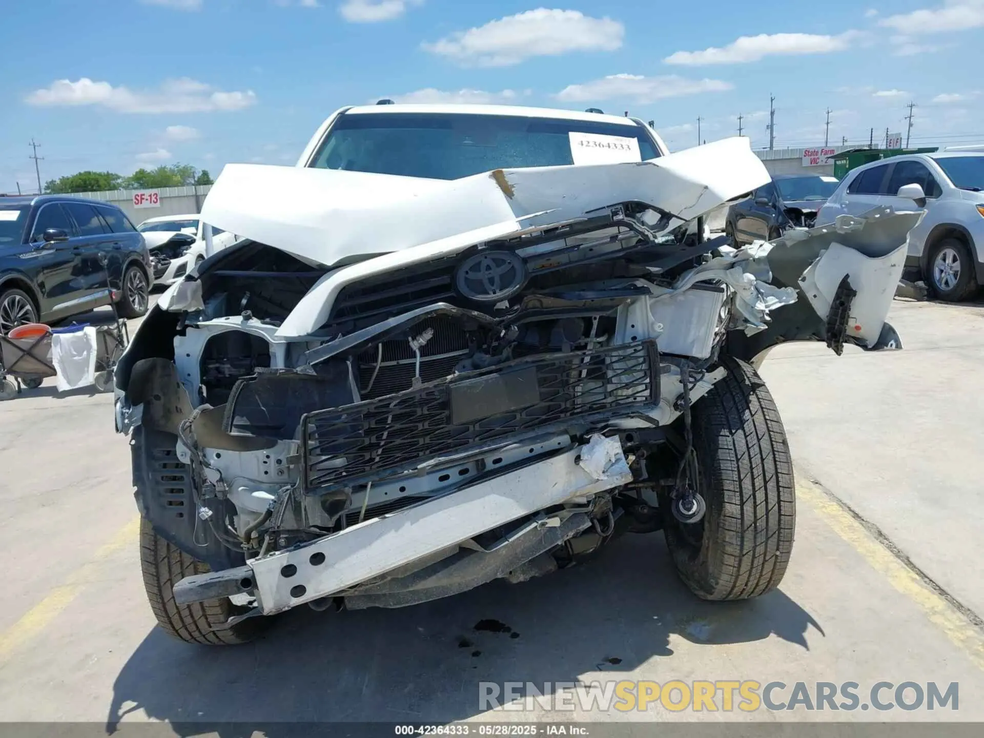 12 Photograph of a damaged car JTEMU5JR1P6141226 TOYOTA 4RUNNER 2023