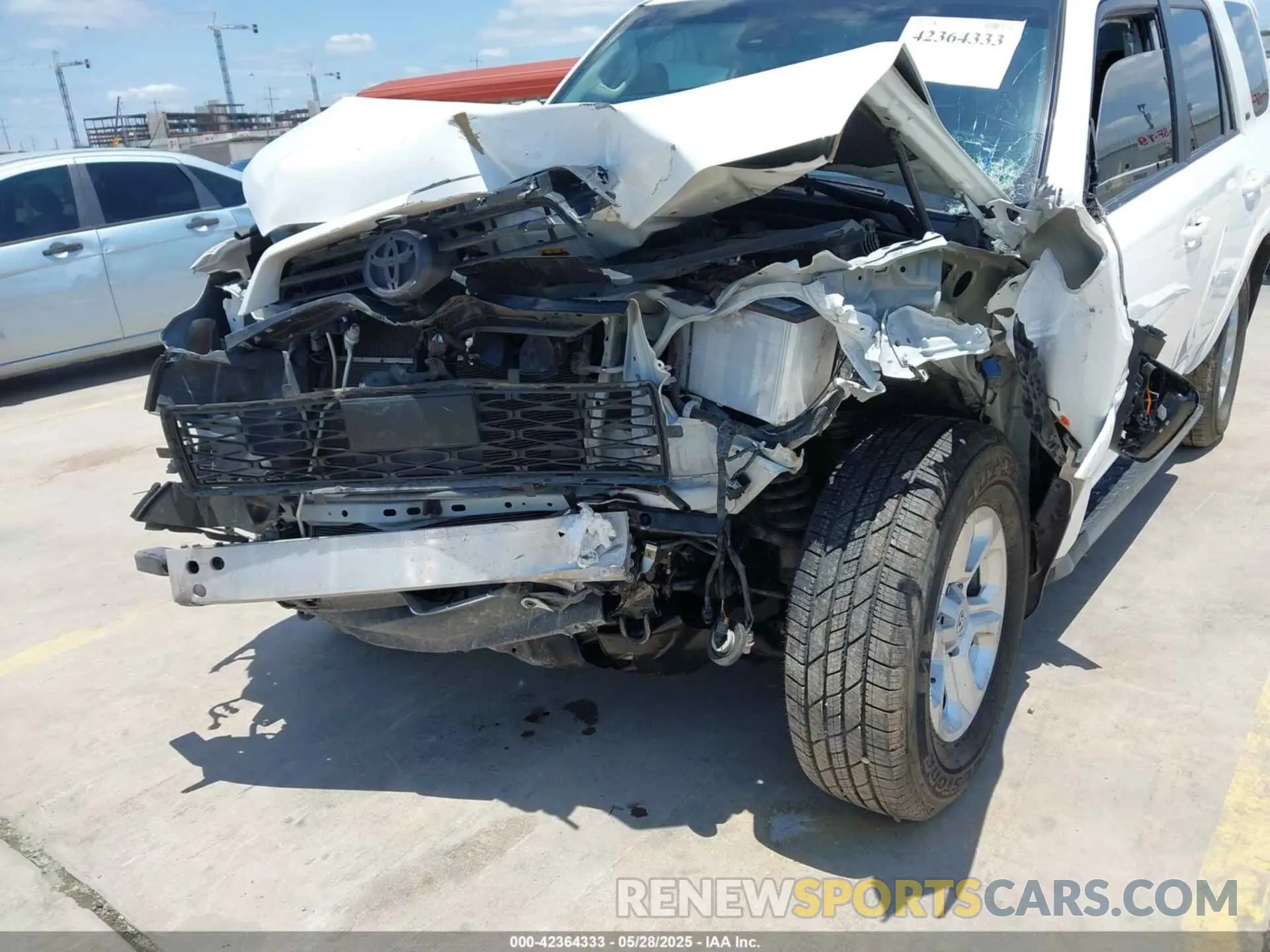 6 Photograph of a damaged car JTEMU5JR1P6141226 TOYOTA 4RUNNER 2023
