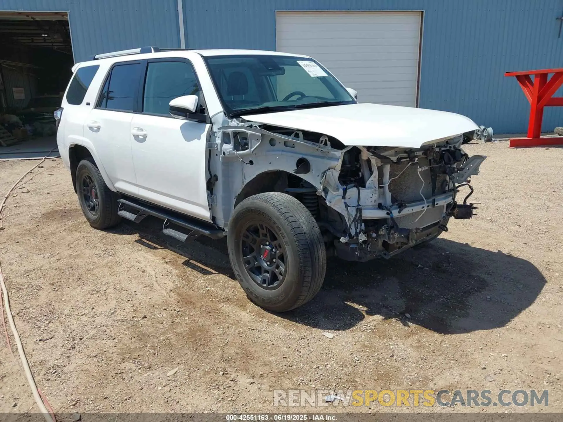 1 Photograph of a damaged car JTEMU5JR4P6169666 TOYOTA 4RUNNER 2023