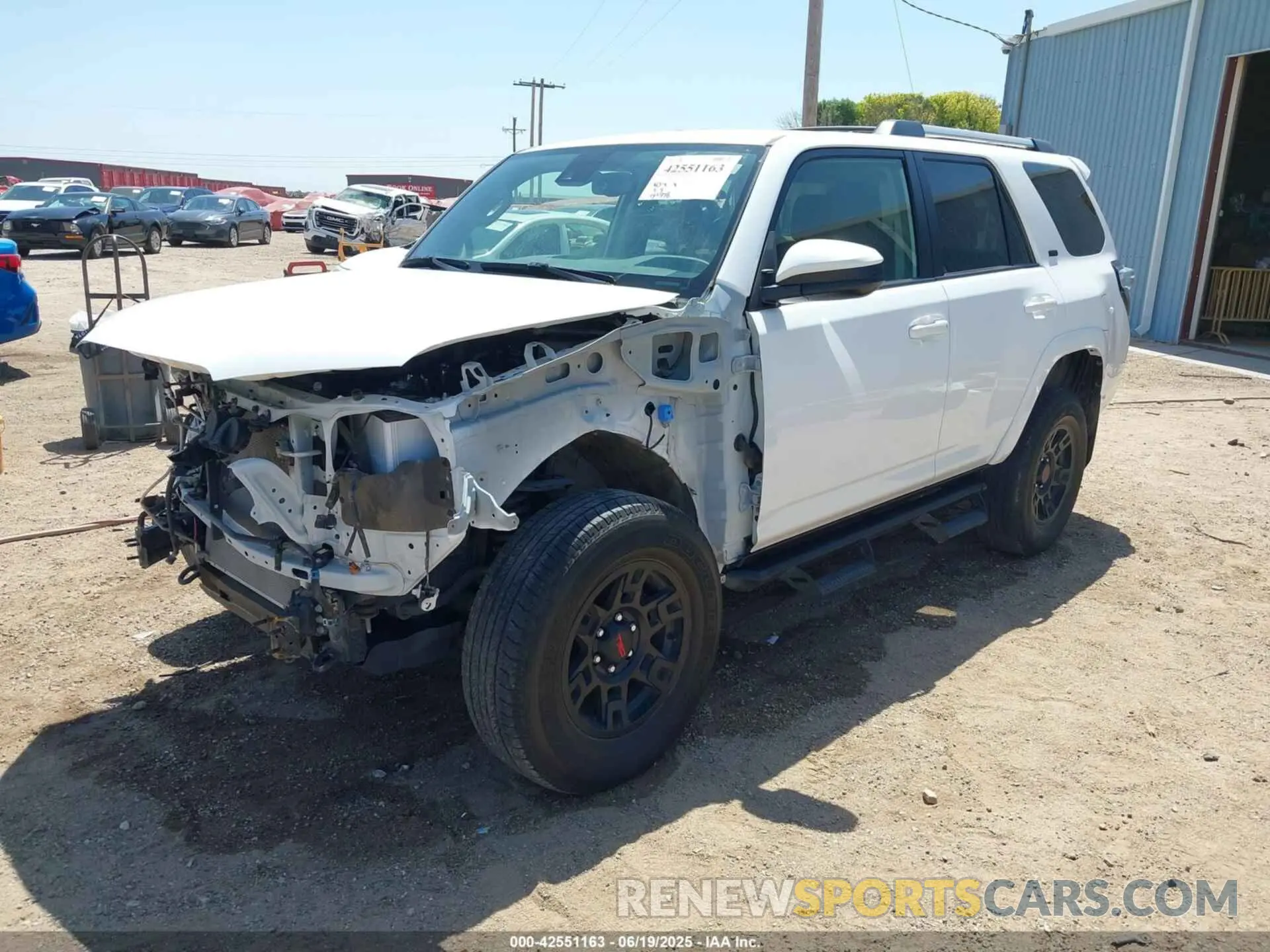 2 Photograph of a damaged car JTEMU5JR4P6169666 TOYOTA 4RUNNER 2023