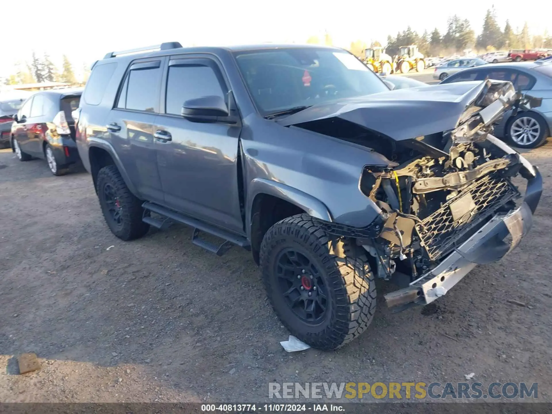 1 Photograph of a damaged car JTEMU5JR8P6099590 TOYOTA 4RUNNER 2023