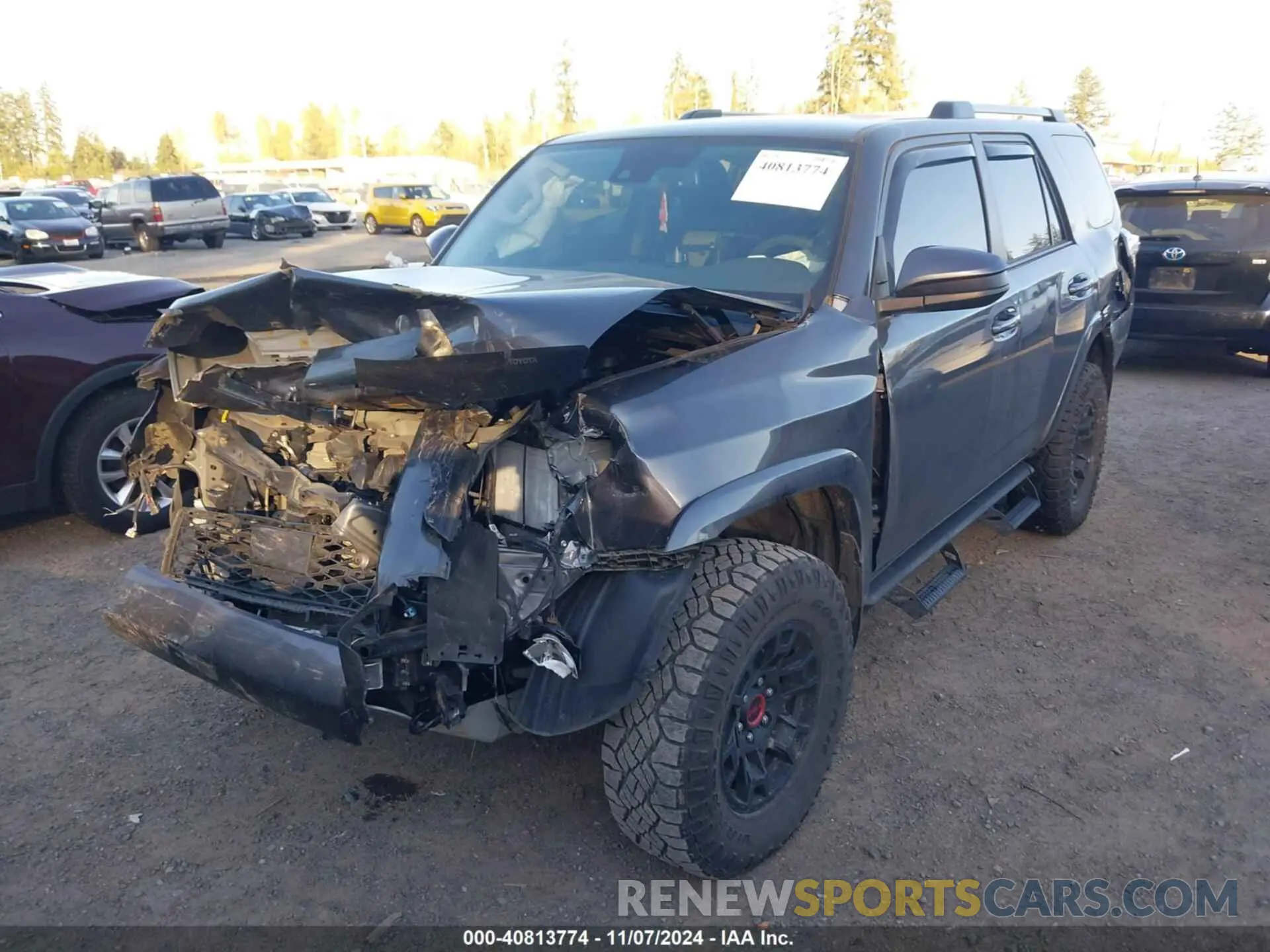 2 Photograph of a damaged car JTEMU5JR8P6099590 TOYOTA 4RUNNER 2023