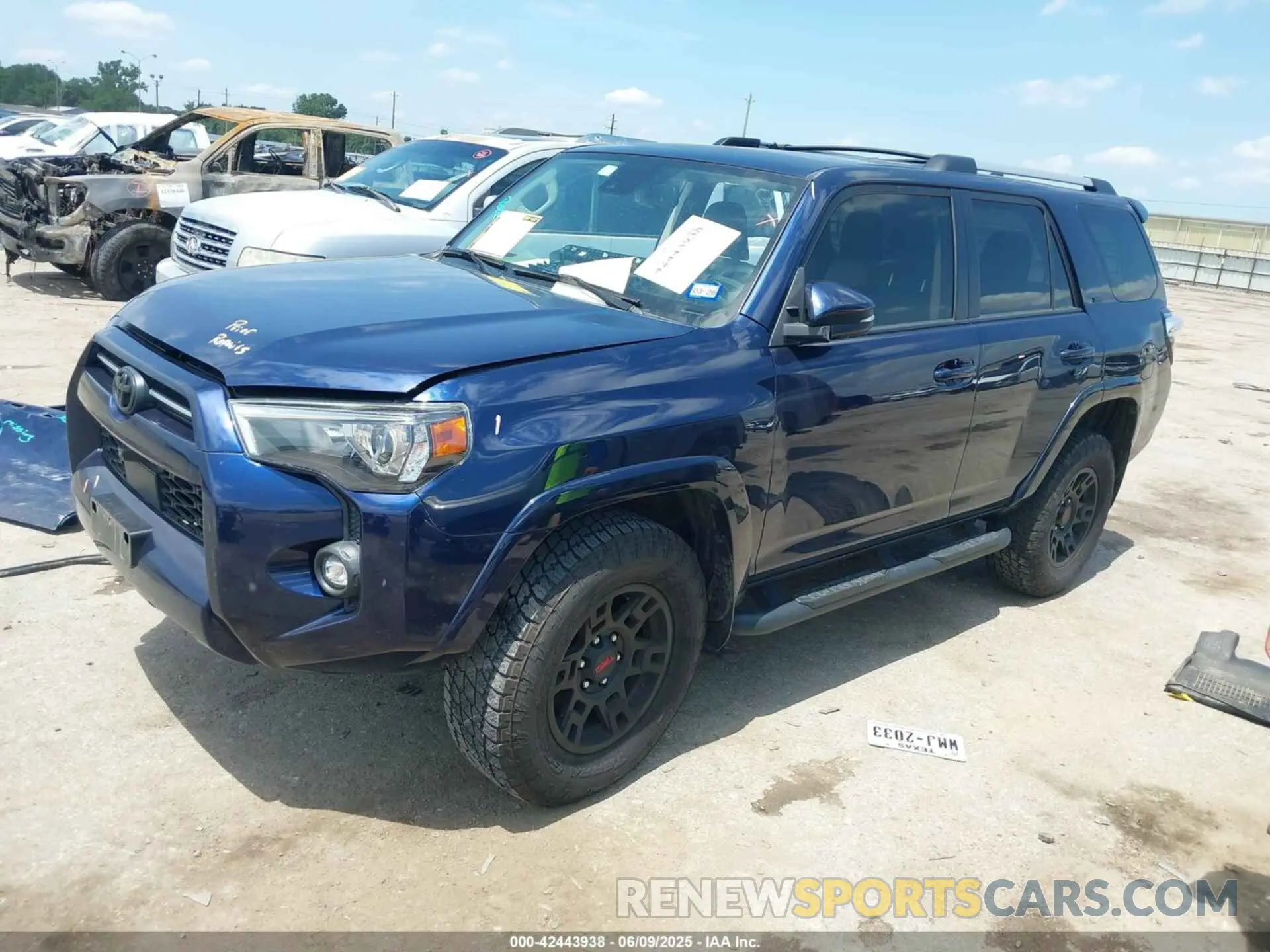 2 Photograph of a damaged car JTENU5JR1P6109414 TOYOTA 4RUNNER 2023