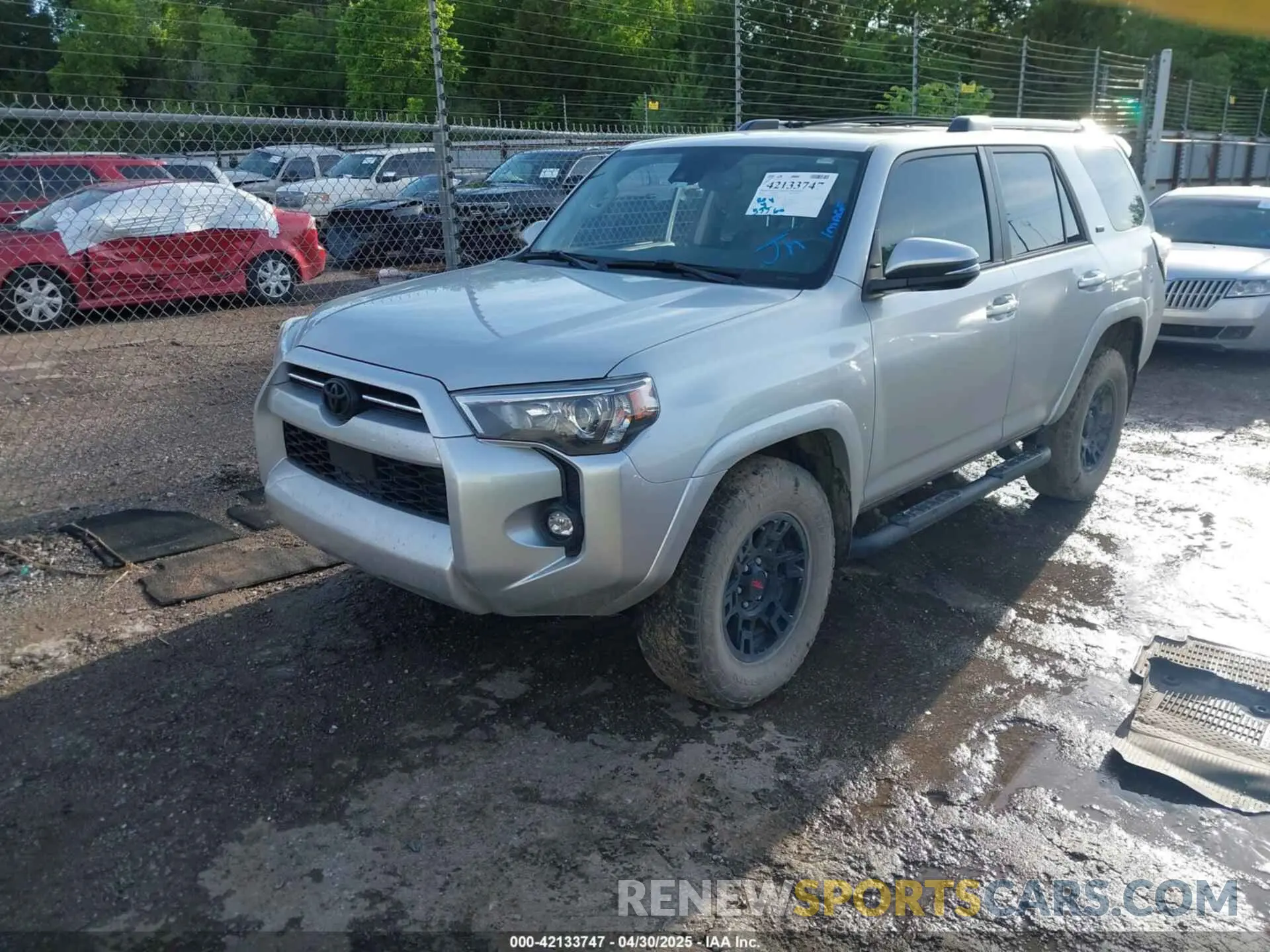 2 Photograph of a damaged car JTENU5JR3P6109169 TOYOTA 4RUNNER 2023