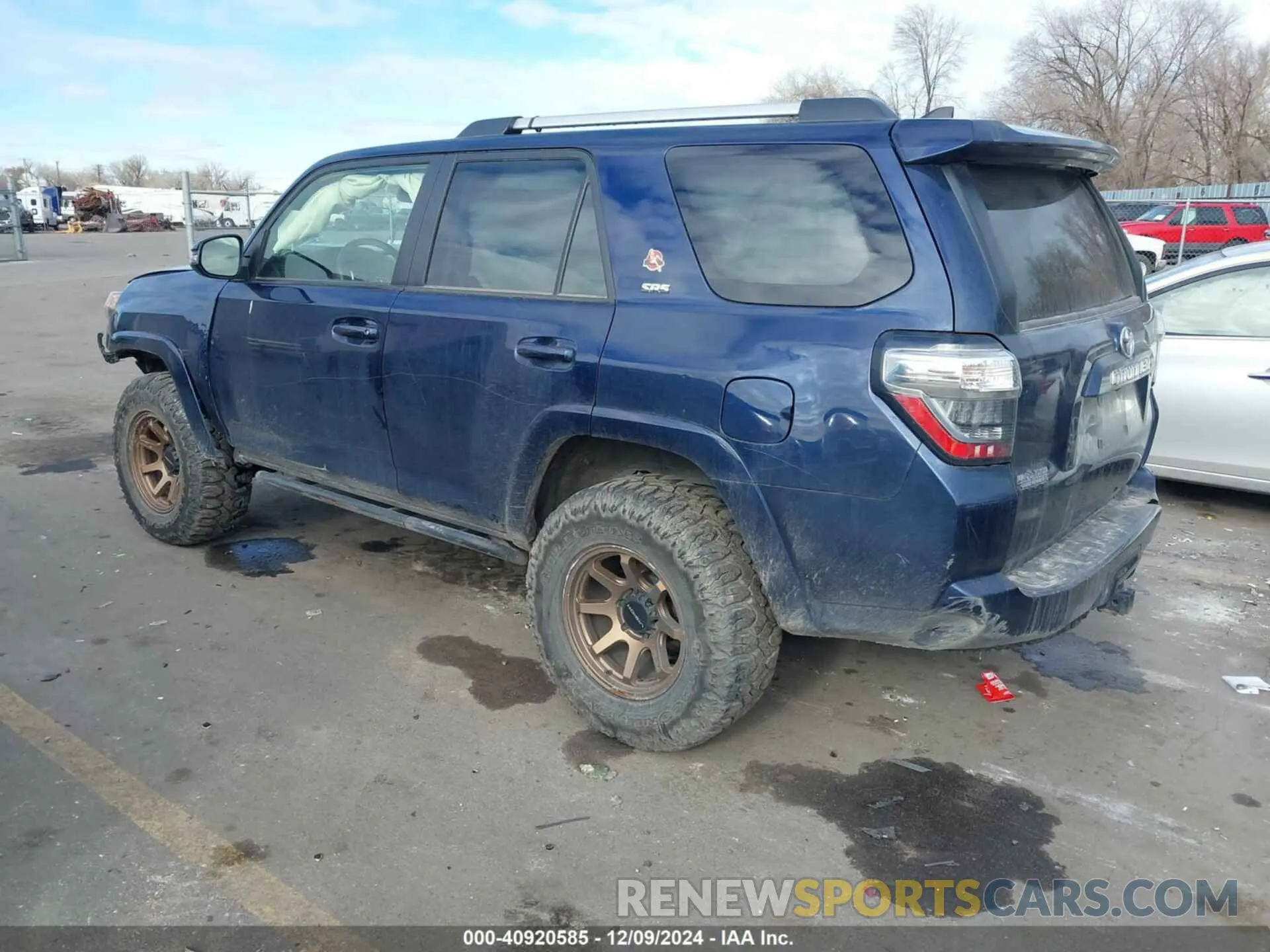 3 Фотография поврежденного автомобиля JTENU5JR3P6205514 TOYOTA 4RUNNER 2023