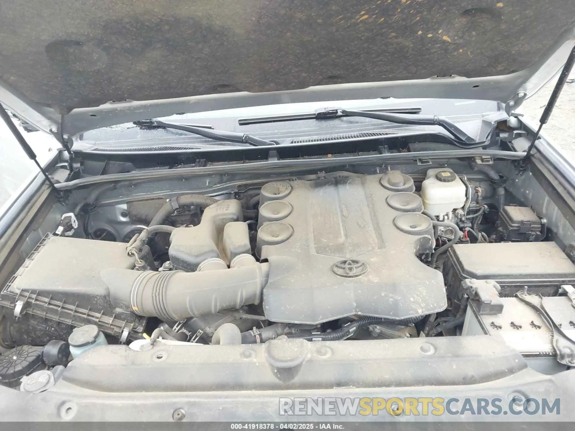 10 Photograph of a damaged car JTENU5JR4P6112159 TOYOTA 4RUNNER 2023