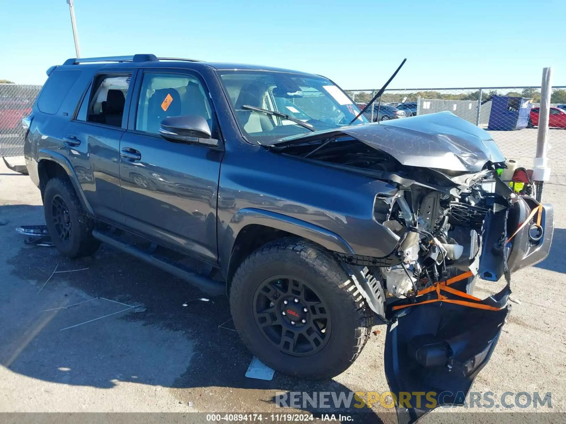 1 Photograph of a damaged car JTENU5JR5P6202999 TOYOTA 4RUNNER 2023