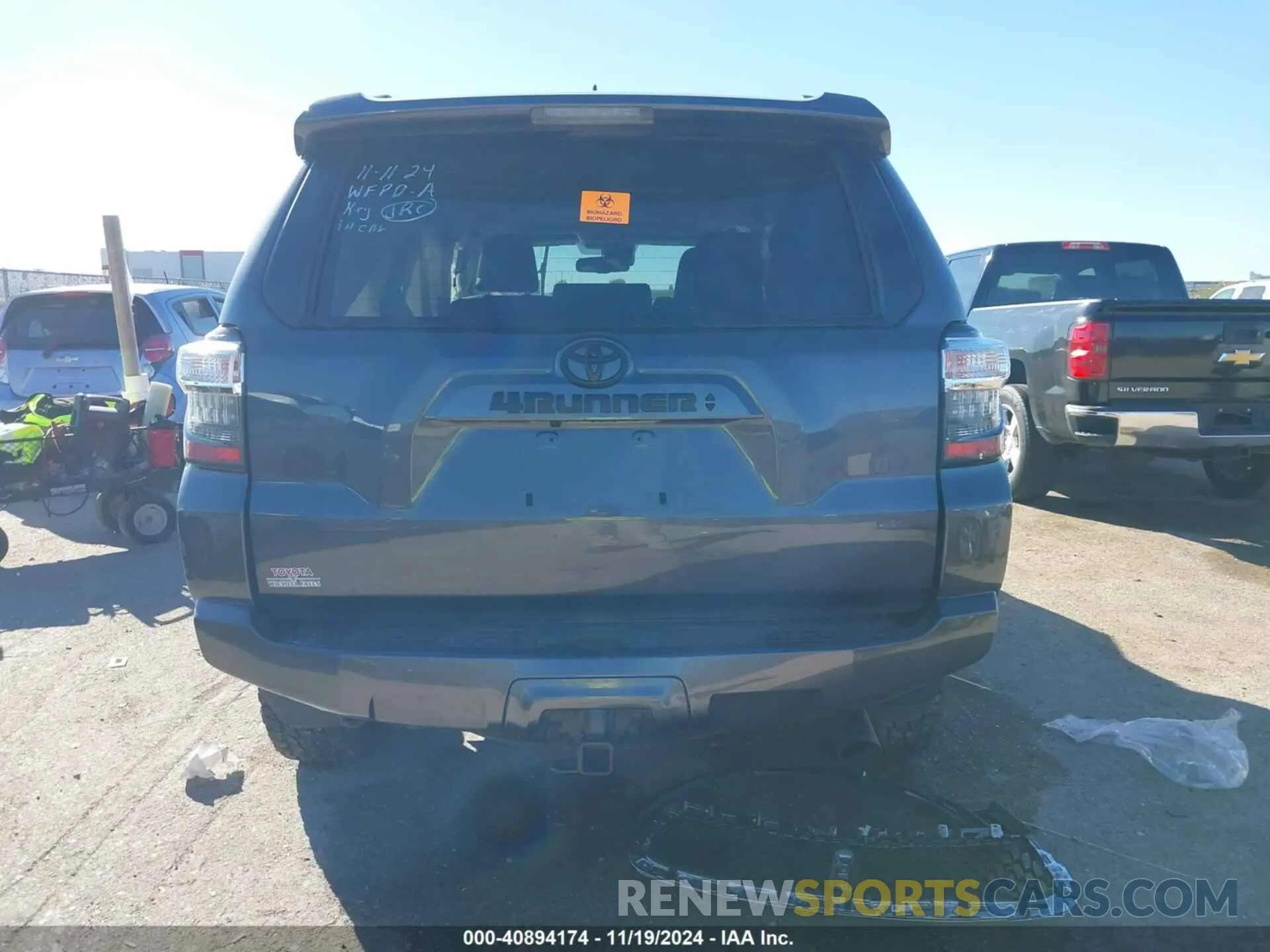 16 Photograph of a damaged car JTENU5JR5P6202999 TOYOTA 4RUNNER 2023