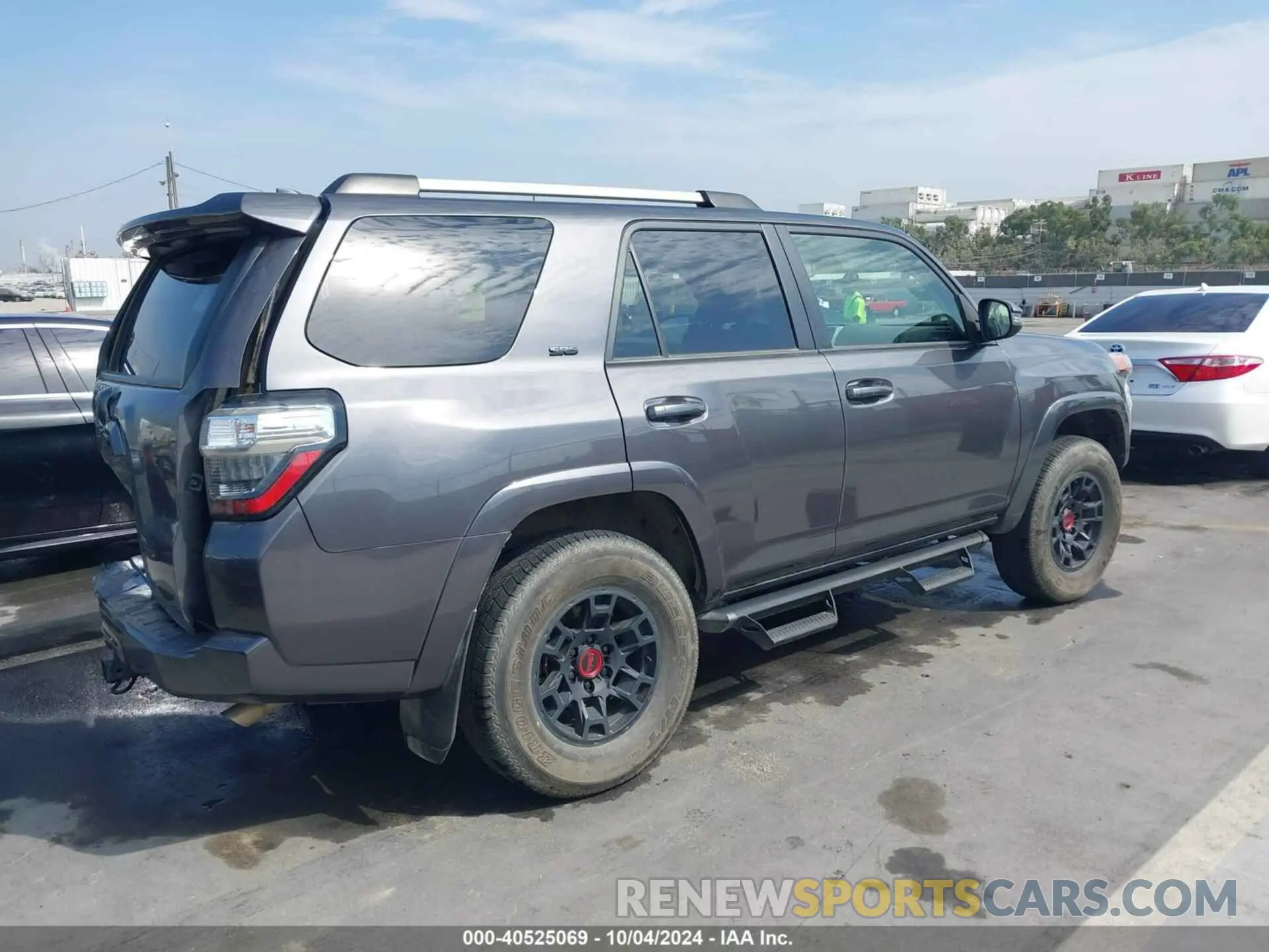 4 Фотография поврежденного автомобиля JTENU5JR6P6127178 TOYOTA 4RUNNER 2023