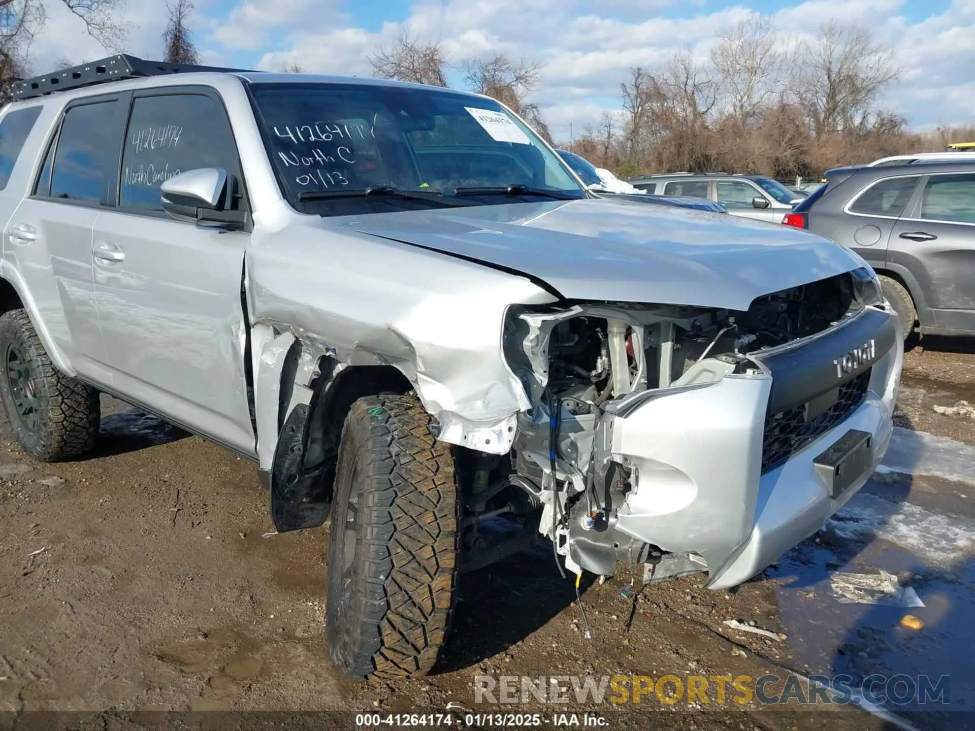 6 Фотография поврежденного автомобиля JTENU5JR6P6196873 TOYOTA 4RUNNER 2023