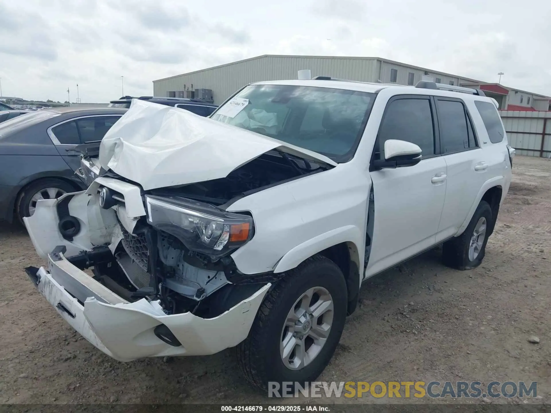 2 Photograph of a damaged car JTENU5JR9P6195572 TOYOTA 4RUNNER 2023