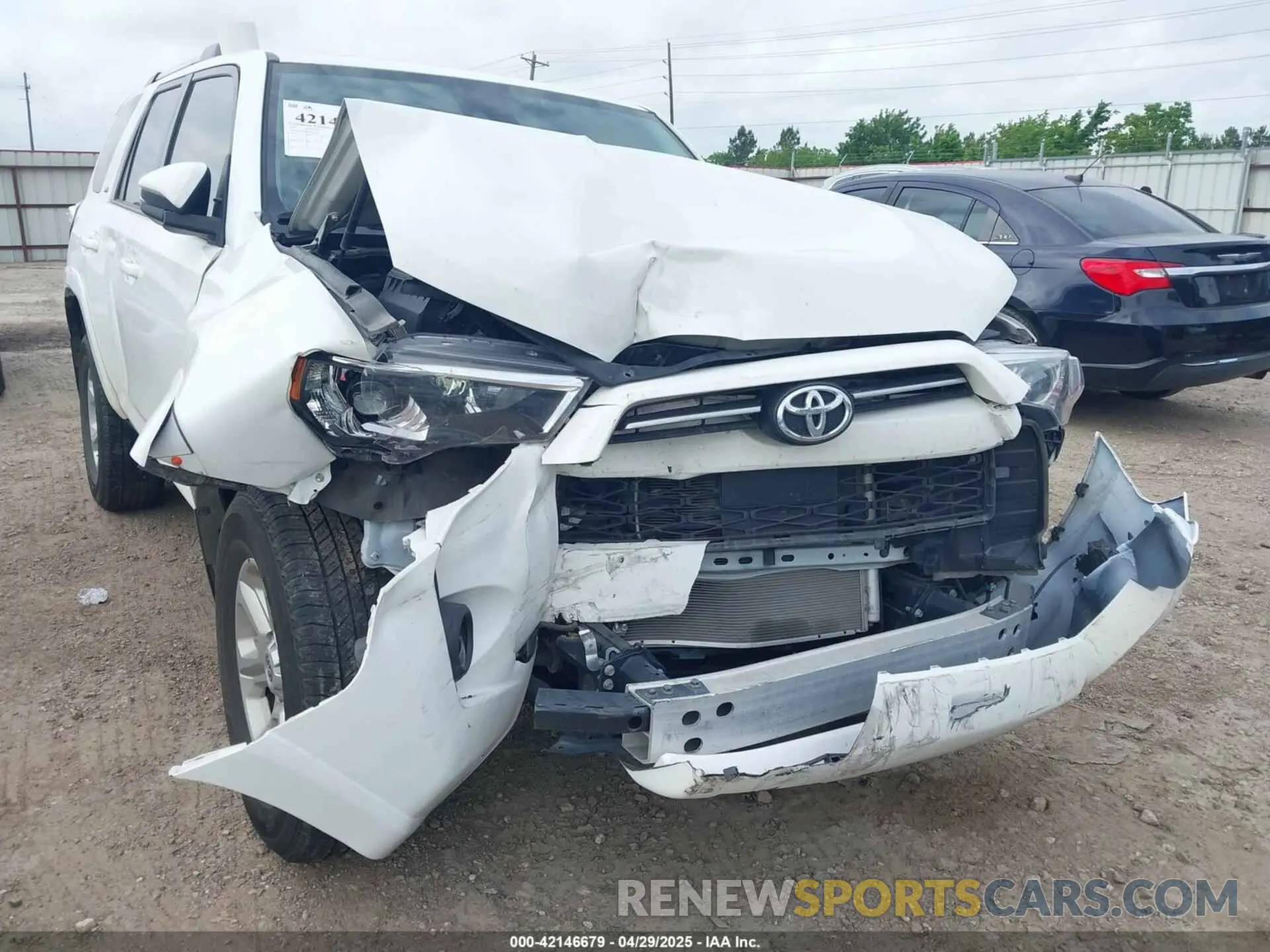 6 Photograph of a damaged car JTENU5JR9P6195572 TOYOTA 4RUNNER 2023