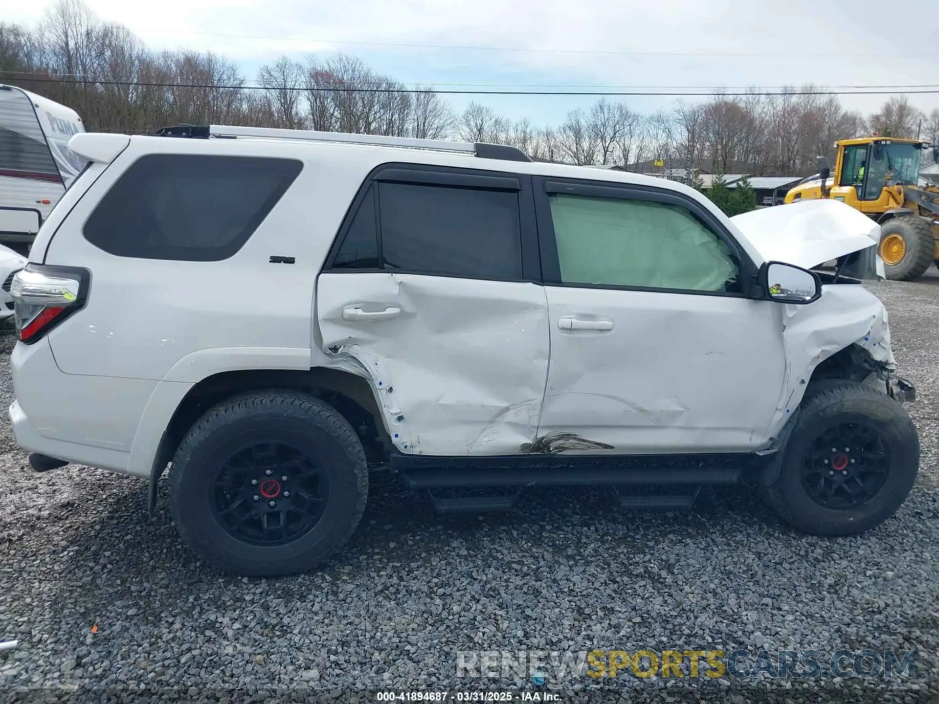 14 Фотография поврежденного автомобиля JTENU5JRXP6127409 TOYOTA 4RUNNER 2023