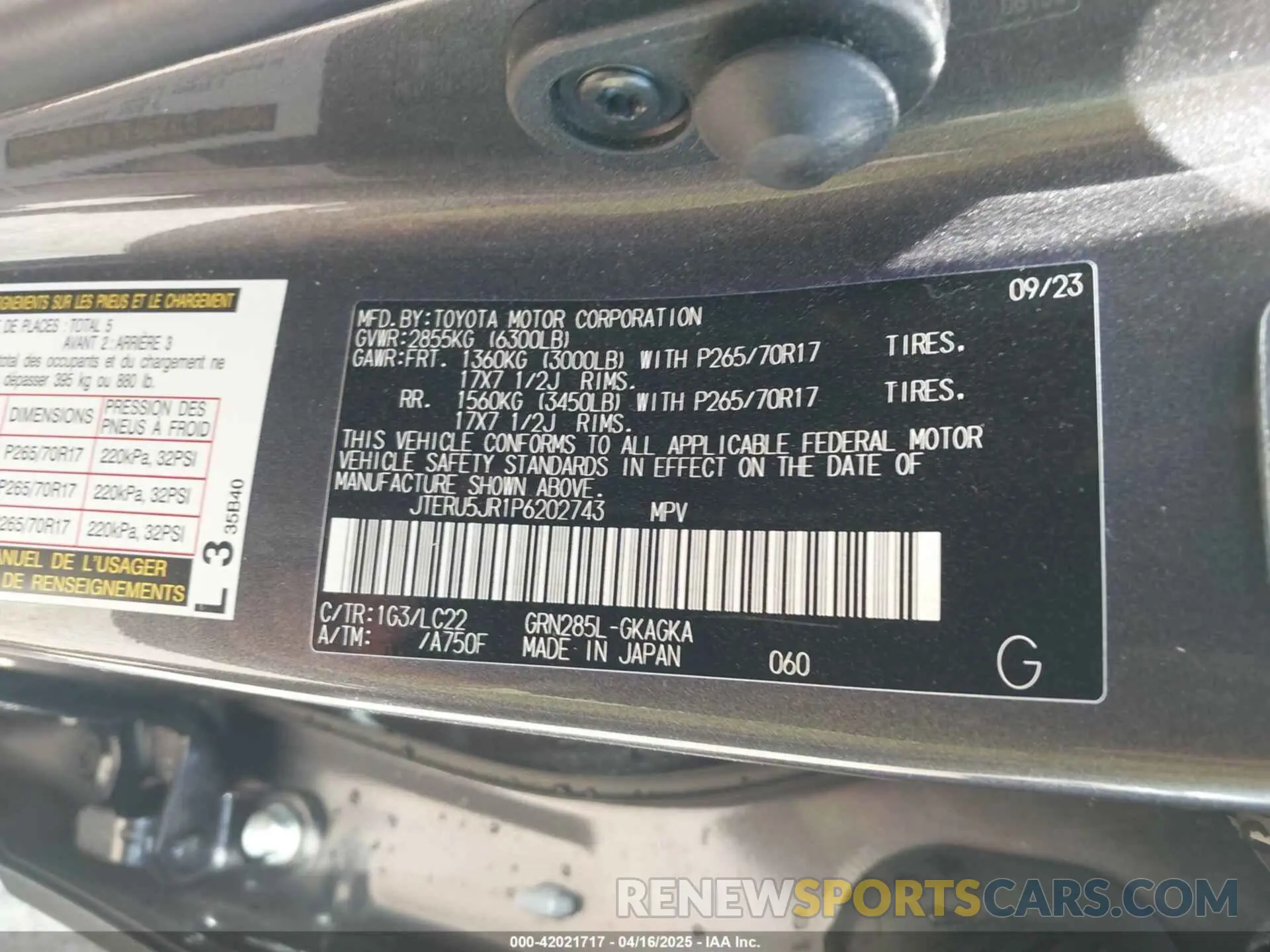 9 Фотография поврежденного автомобиля JTERU5JR1P6202743 TOYOTA 4RUNNER 2023