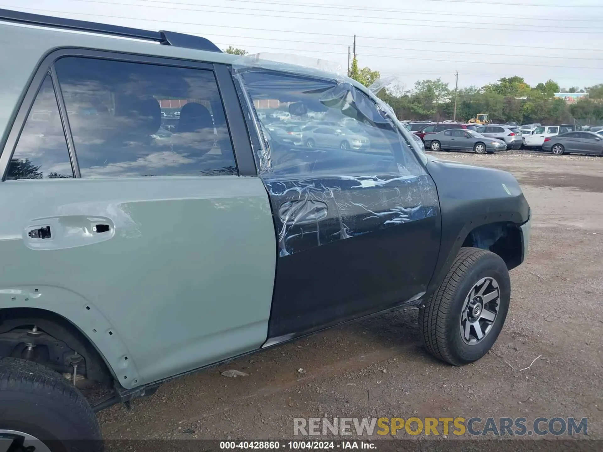 6 Фотография поврежденного автомобиля JTERU5JR4P6153389 TOYOTA 4RUNNER 2023