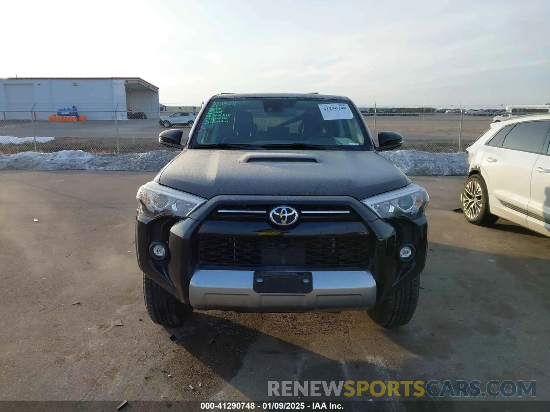 13 Фотография поврежденного автомобиля JTERU5JR8P6203503 TOYOTA 4RUNNER 2023