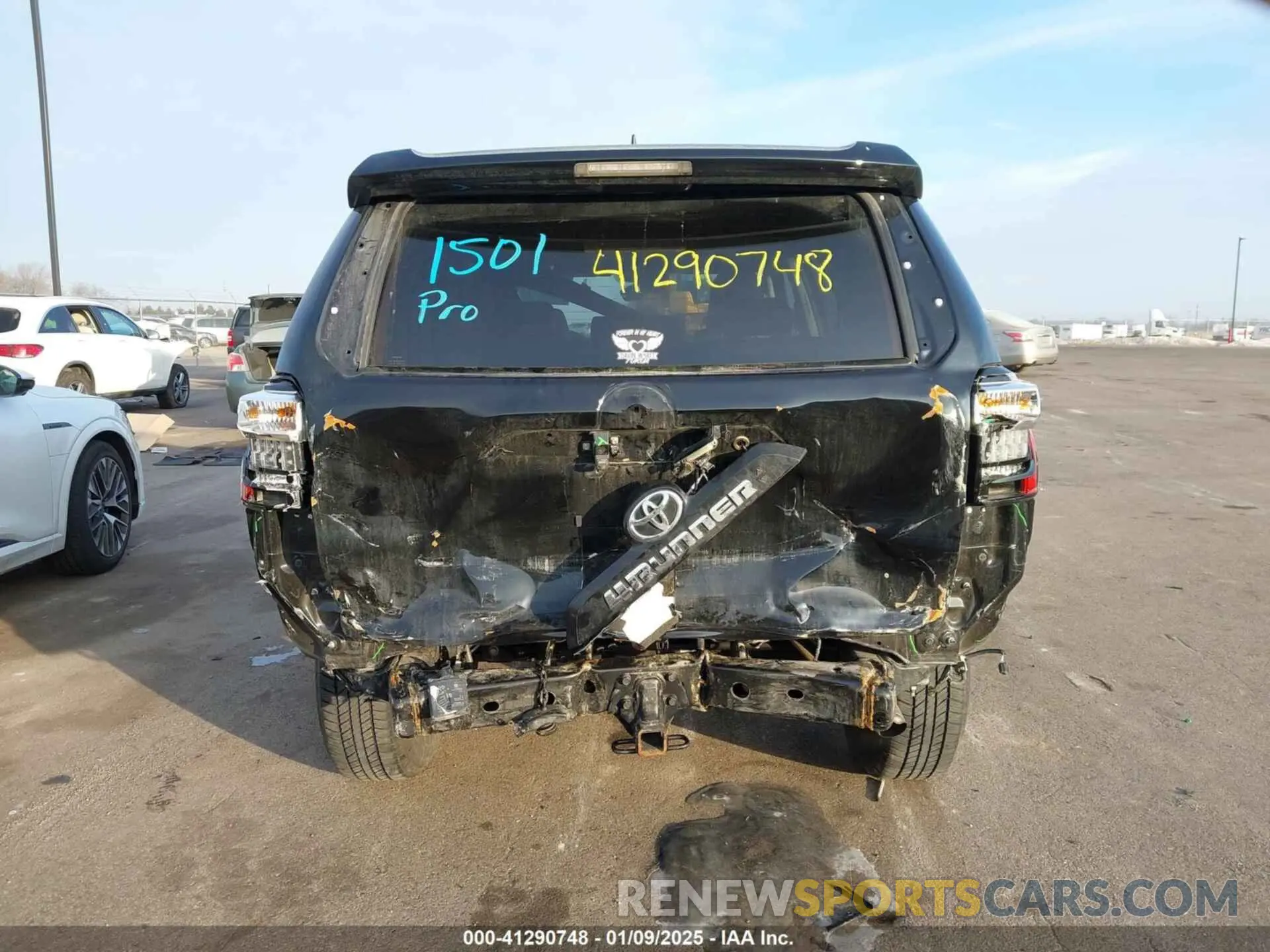 6 Фотография поврежденного автомобиля JTERU5JR8P6203503 TOYOTA 4RUNNER 2023