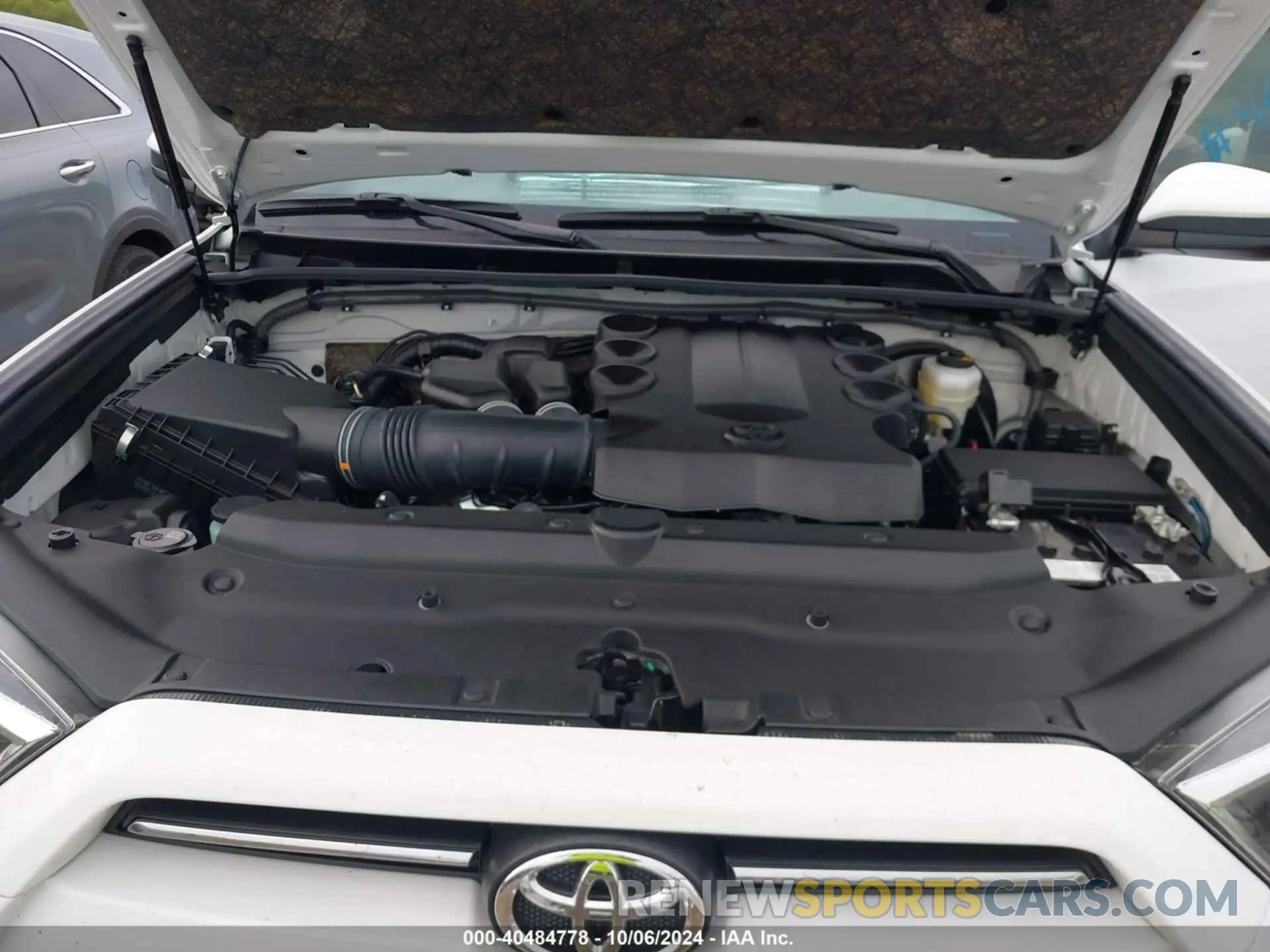 10 Фотография поврежденного автомобиля JTEEU5JR0R5306731 TOYOTA 4RUNNER 2024