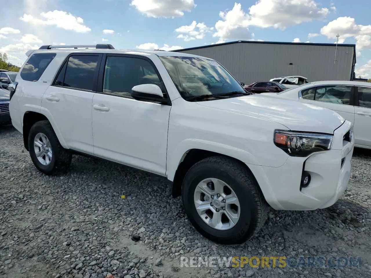 4 Photograph of a damaged car JTEEU5JR0R5313176 TOYOTA 4RUNNER 2024