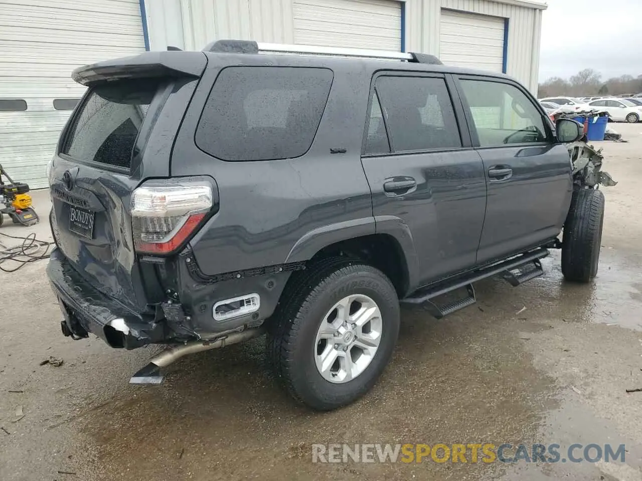 3 Фотография поврежденного автомобиля JTEEU5JR1R5314997 TOYOTA 4RUNNER 2024