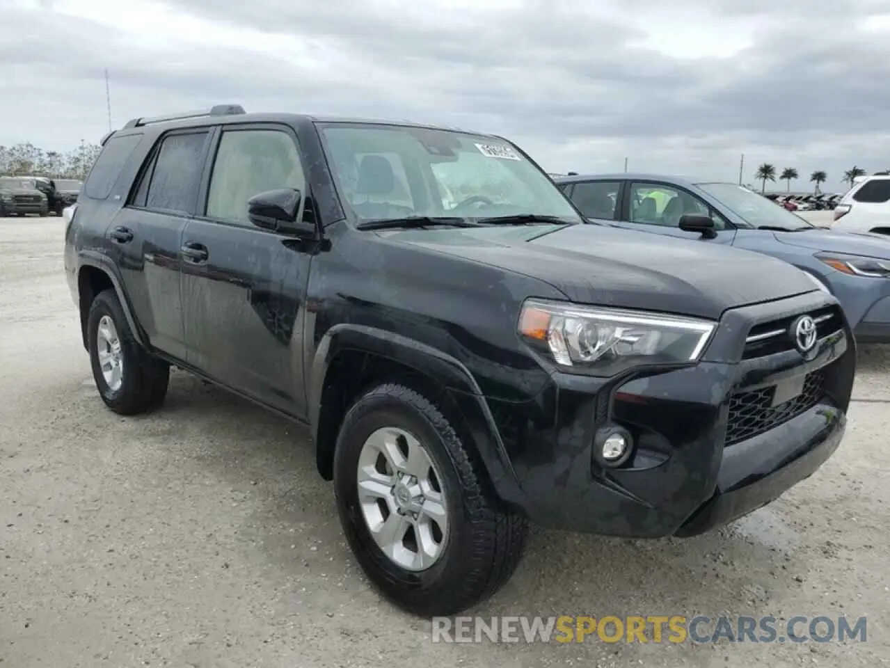 7 Photograph of a damaged car JTEEU5JR2R5306097 TOYOTA 4RUNNER 2024