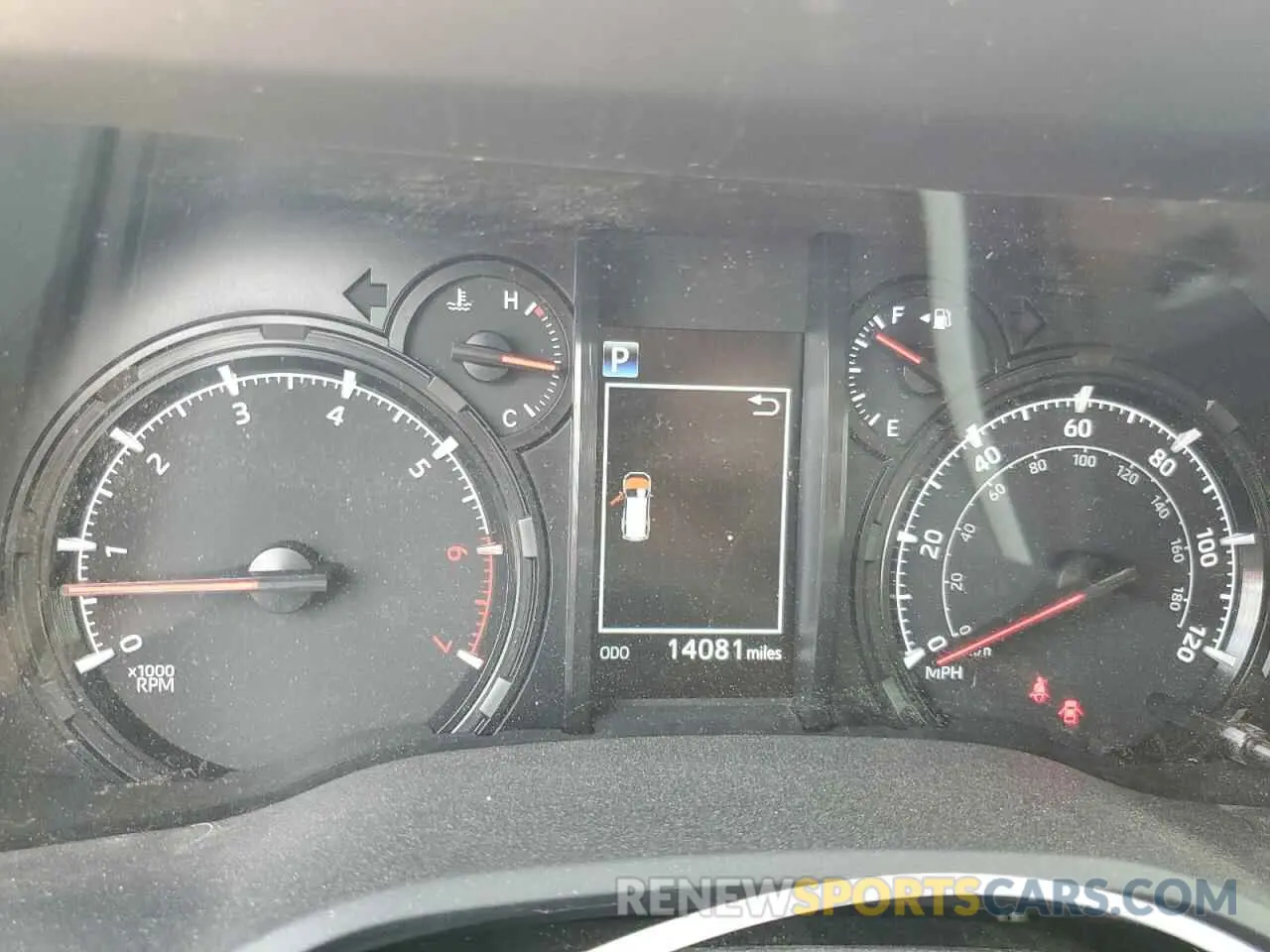 9 Фотография поврежденного автомобиля JTEEU5JR2R5308853 TOYOTA 4RUNNER 2024