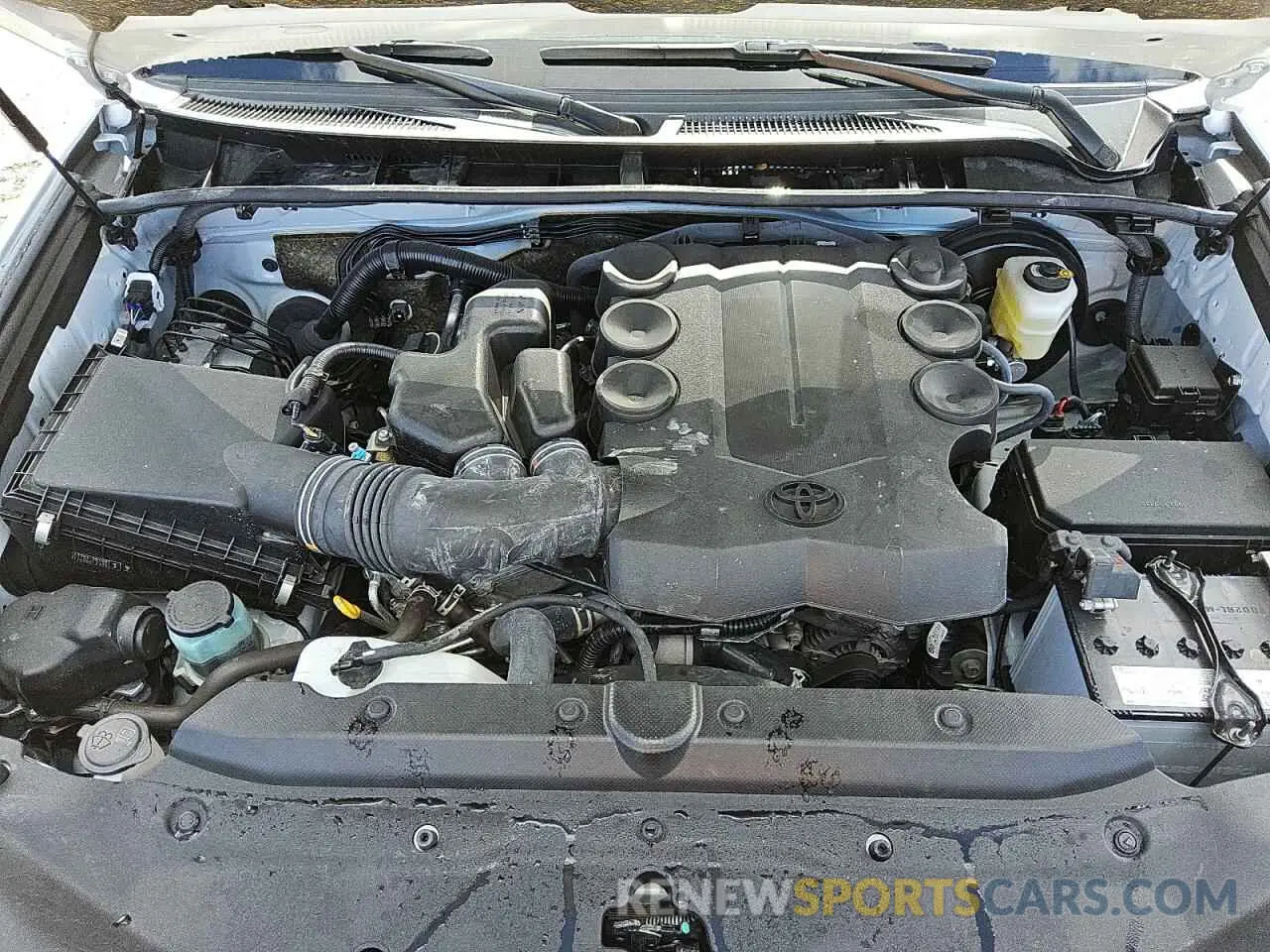 12 Фотография поврежденного автомобиля JTEEU5JR2R5314992 TOYOTA 4RUNNER 2024