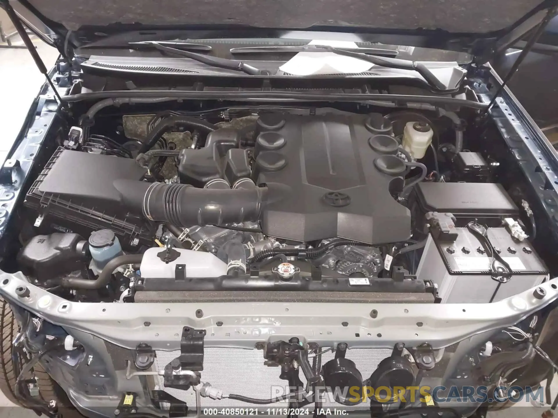 10 Фотография поврежденного автомобиля JTEEU5JR3R5316203 TOYOTA 4RUNNER 2024