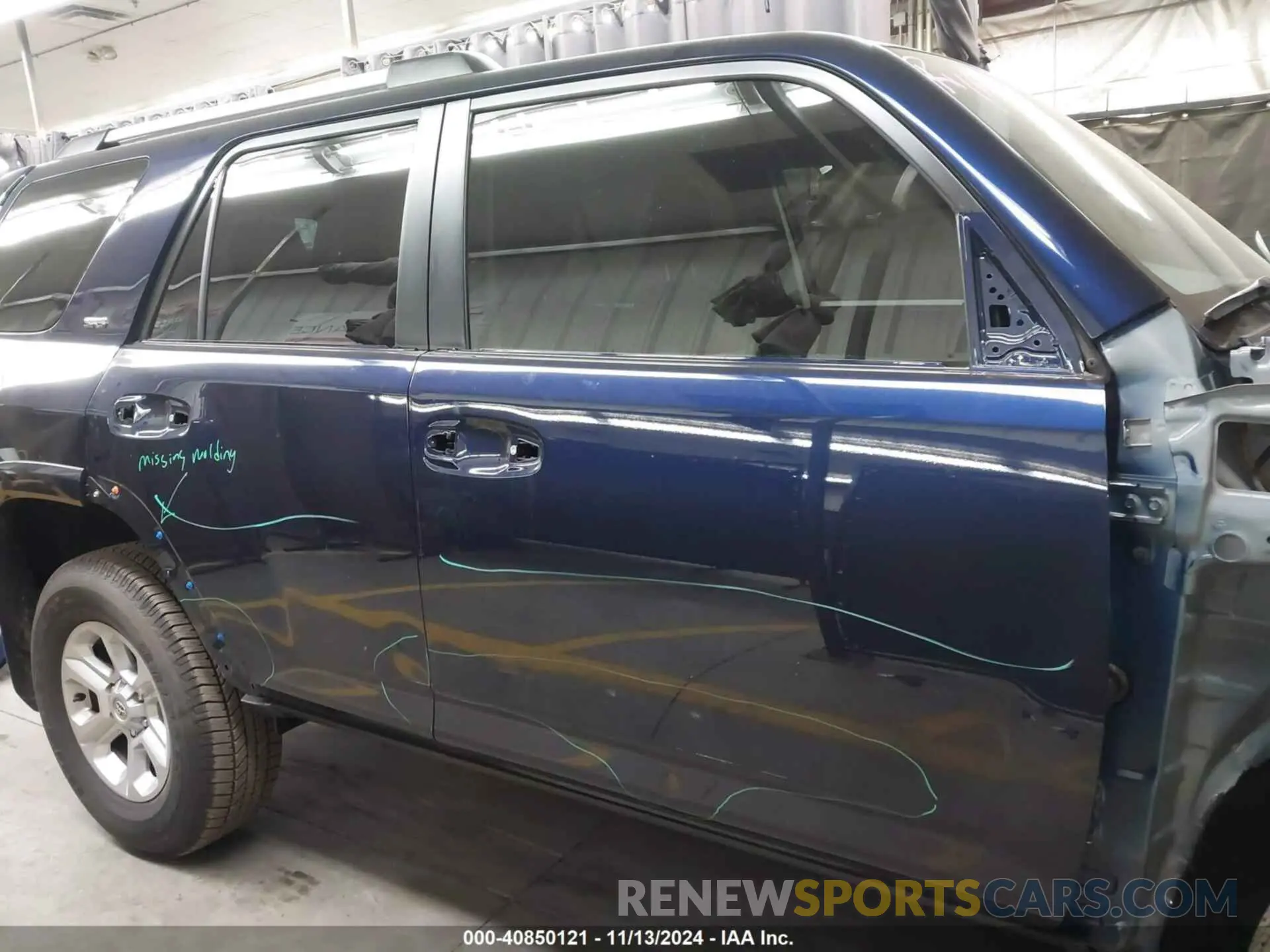 14 Фотография поврежденного автомобиля JTEEU5JR3R5316203 TOYOTA 4RUNNER 2024