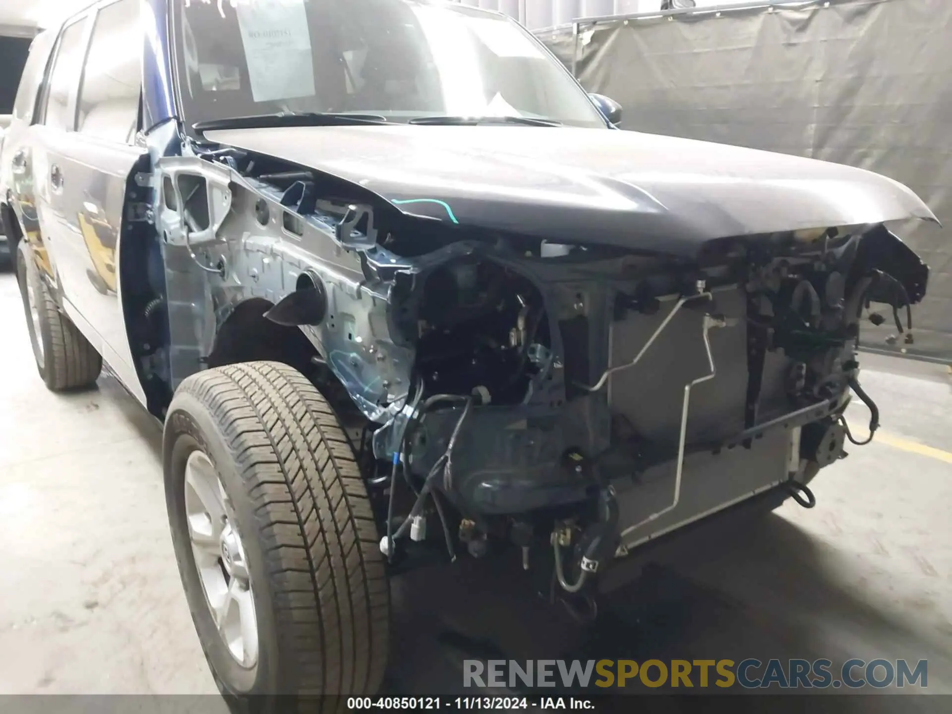 18 Фотография поврежденного автомобиля JTEEU5JR3R5316203 TOYOTA 4RUNNER 2024