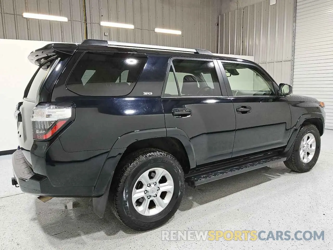 3 Photograph of a damaged car JTEEU5JR5R5306143 TOYOTA 4RUNNER 2024
