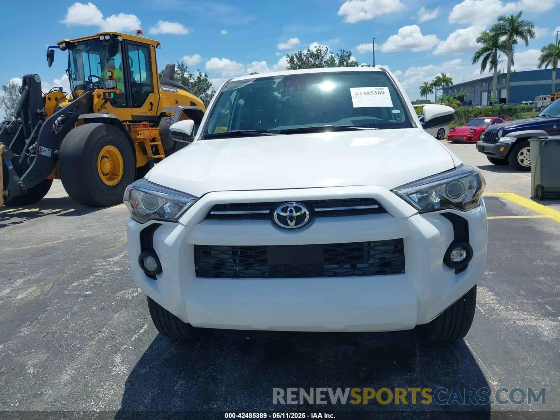 12 Photograph of a damaged car JTEEU5JR6R5310976 TOYOTA 4RUNNER 2024