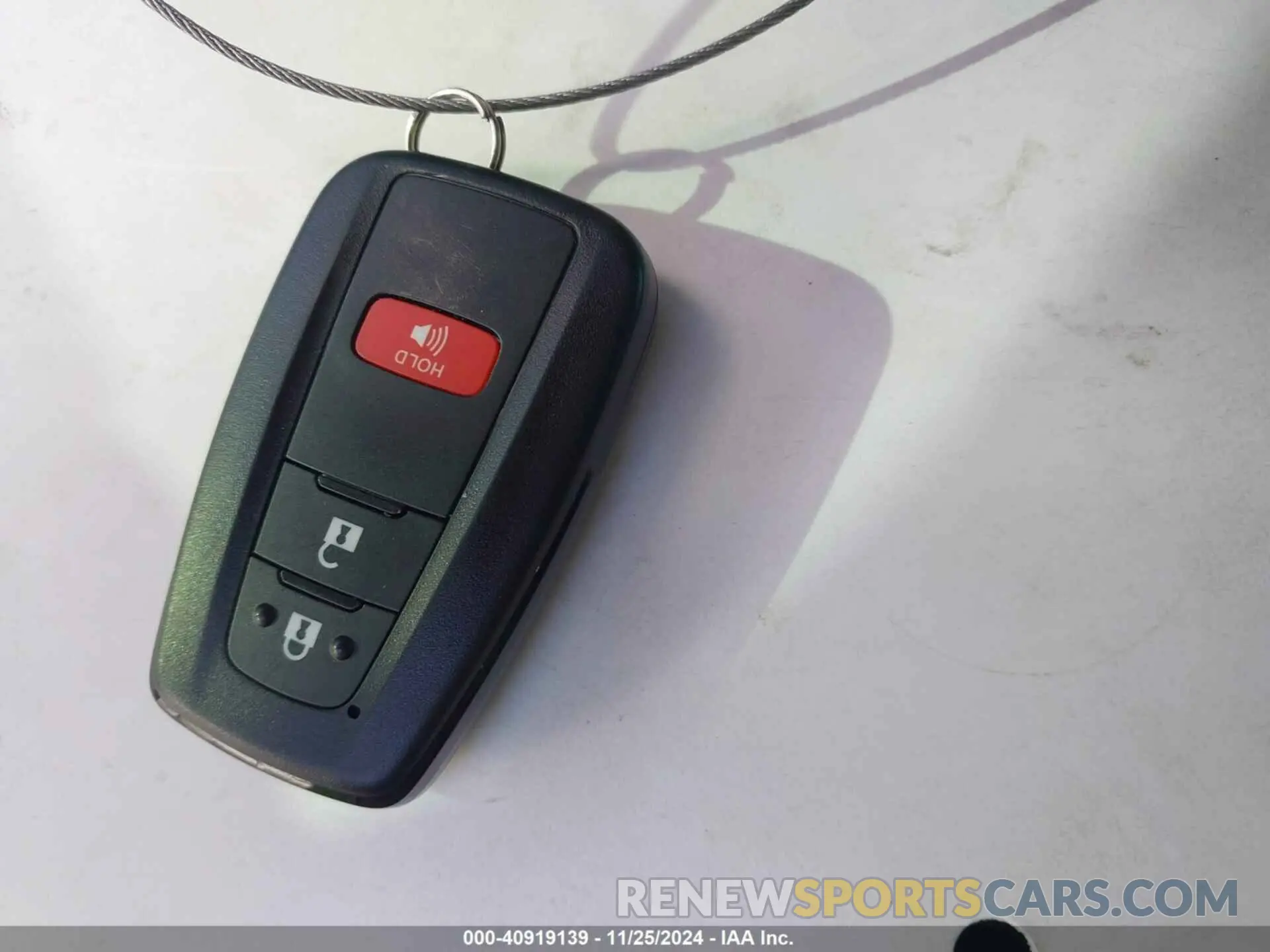 11 Фотография поврежденного автомобиля JTEEU5JR7R5313496 TOYOTA 4RUNNER 2024