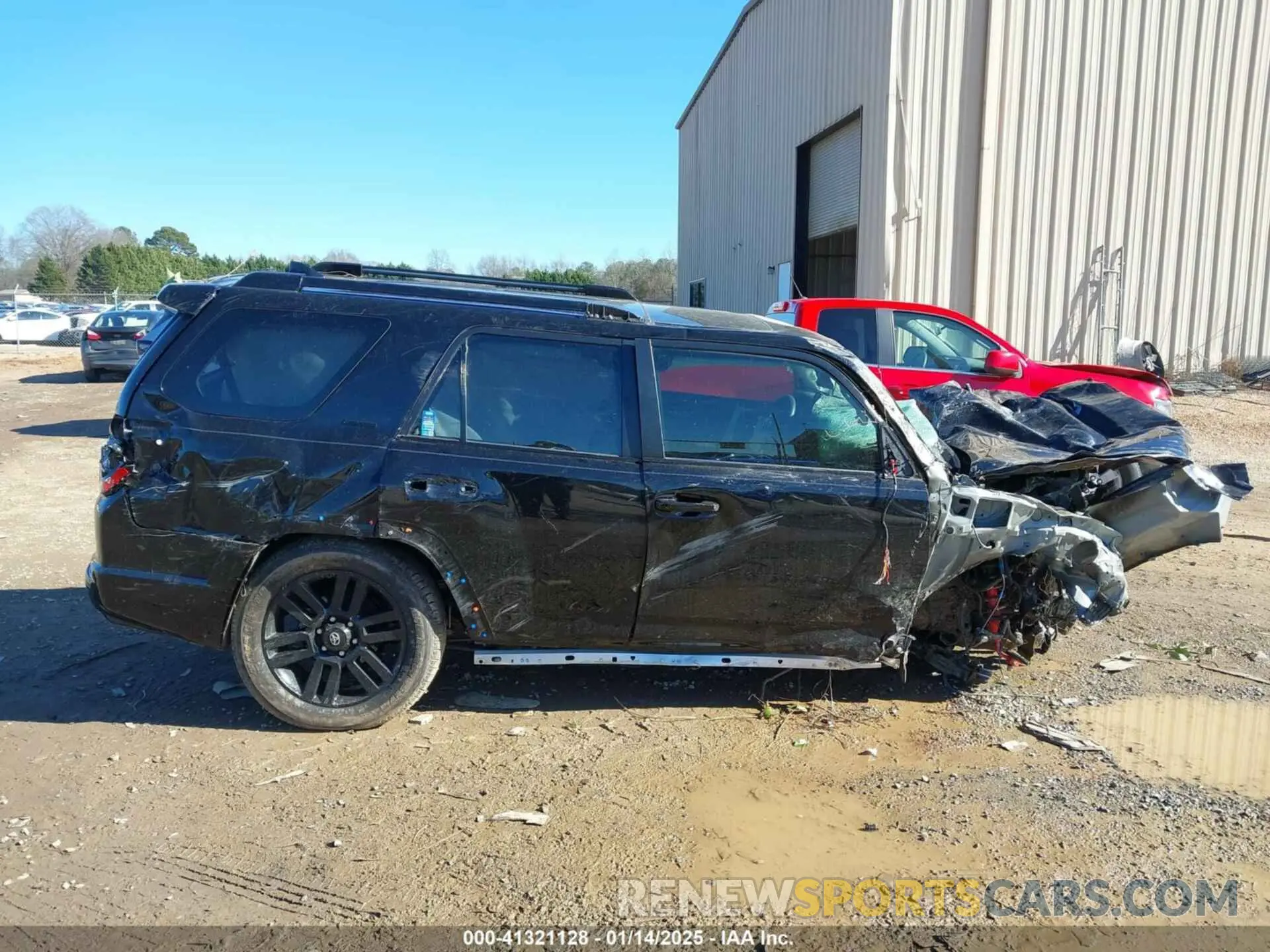 12 Фотография поврежденного автомобиля JTEKU5JR3R6246862 TOYOTA 4RUNNER 2024
