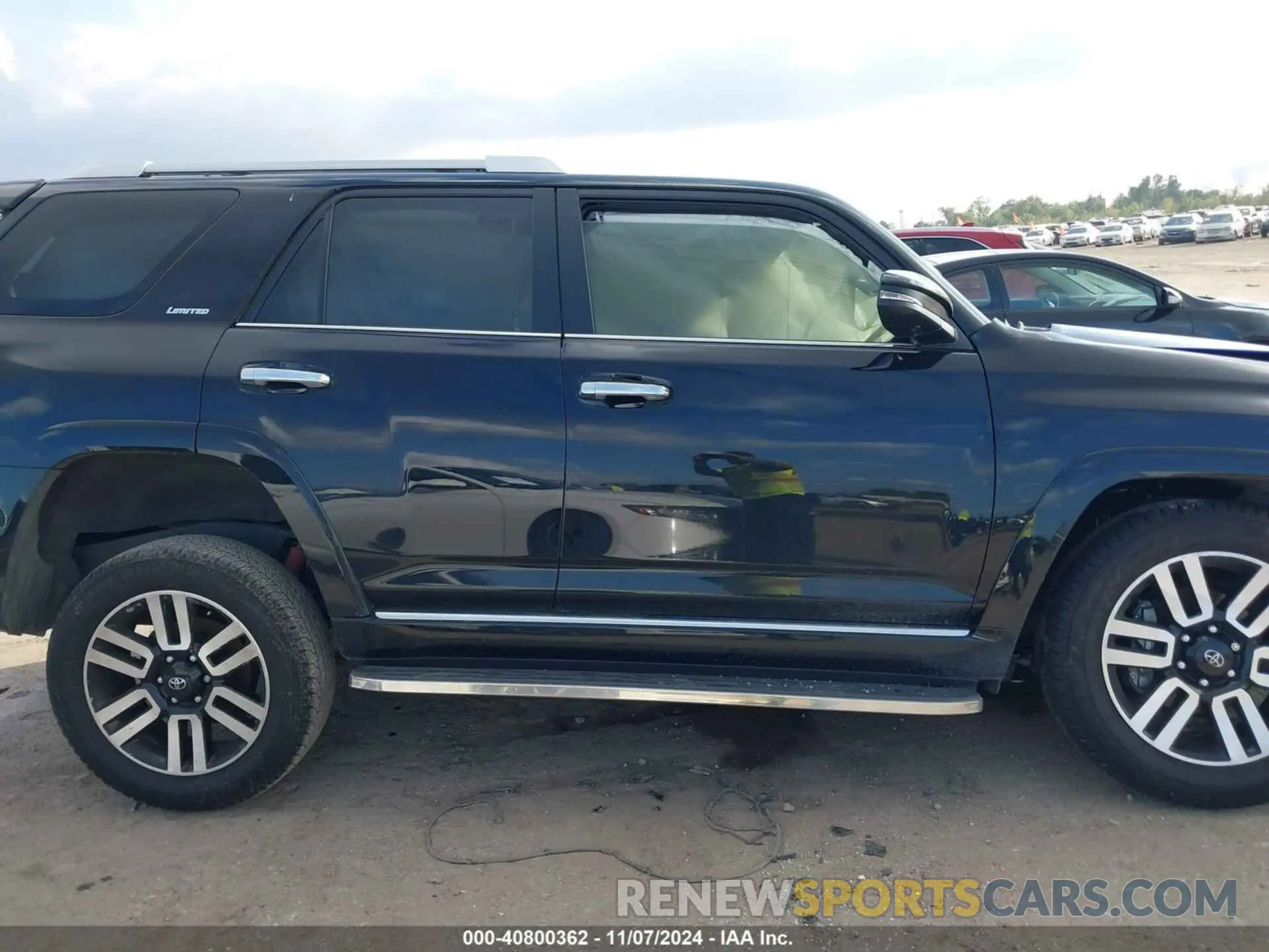 13 Фотография поврежденного автомобиля JTEKU5JR5R6242439 TOYOTA 4RUNNER 2024