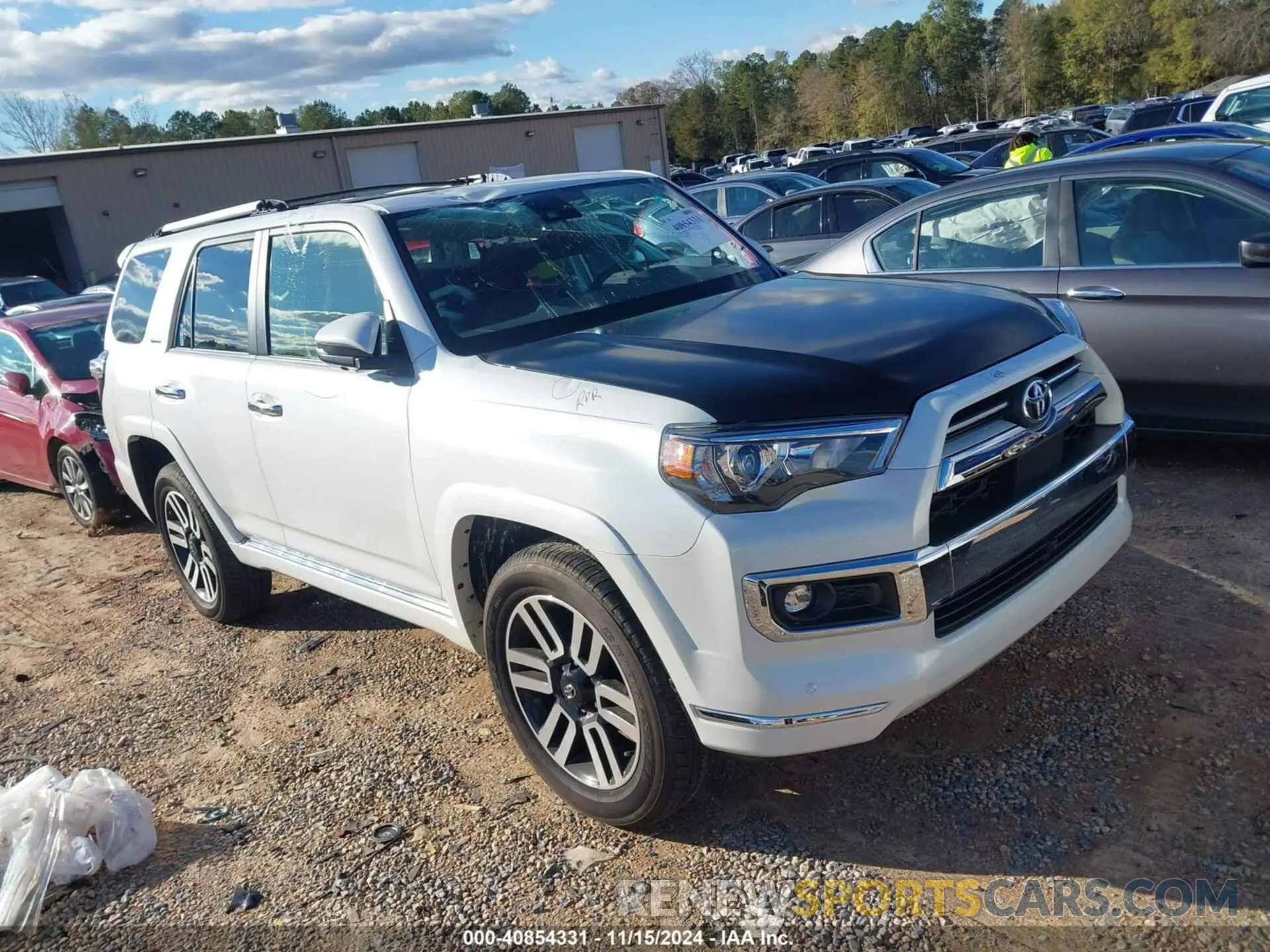 1 Фотография поврежденного автомобиля JTEKU5JR8R6253810 TOYOTA 4RUNNER 2024