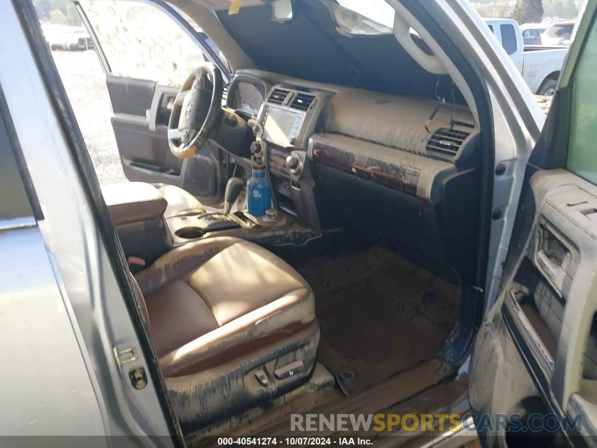 5 Photograph of a damaged car JTEKU5JRXR6289305 TOYOTA 4RUNNER 2024