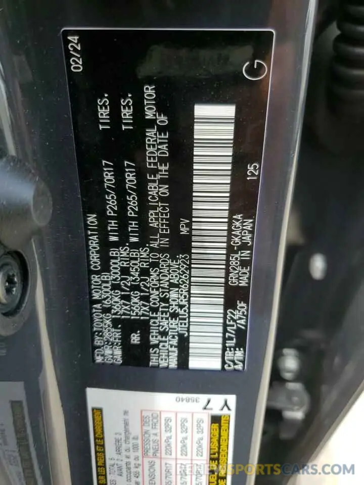 13 Photograph of a damaged car JTELU5JR5R6262923 TOYOTA 4RUNNER 2024