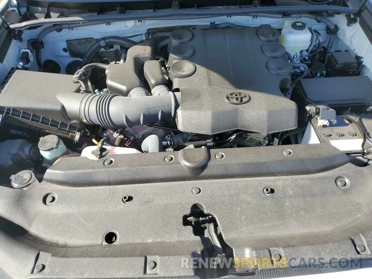 11 Photograph of a damaged car JTELU5JR9R6264061 TOYOTA 4RUNNER 2024