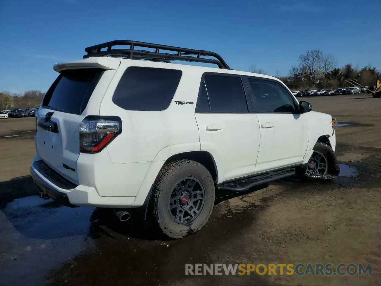 3 Photograph of a damaged car JTELU5JR9R6264061 TOYOTA 4RUNNER 2024