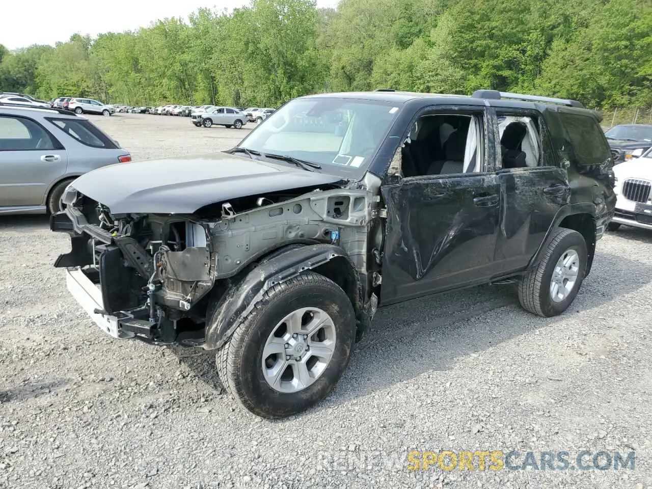 1 Photograph of a damaged car JTEMU5JR4R6284870 TOYOTA 4RUNNER 2024