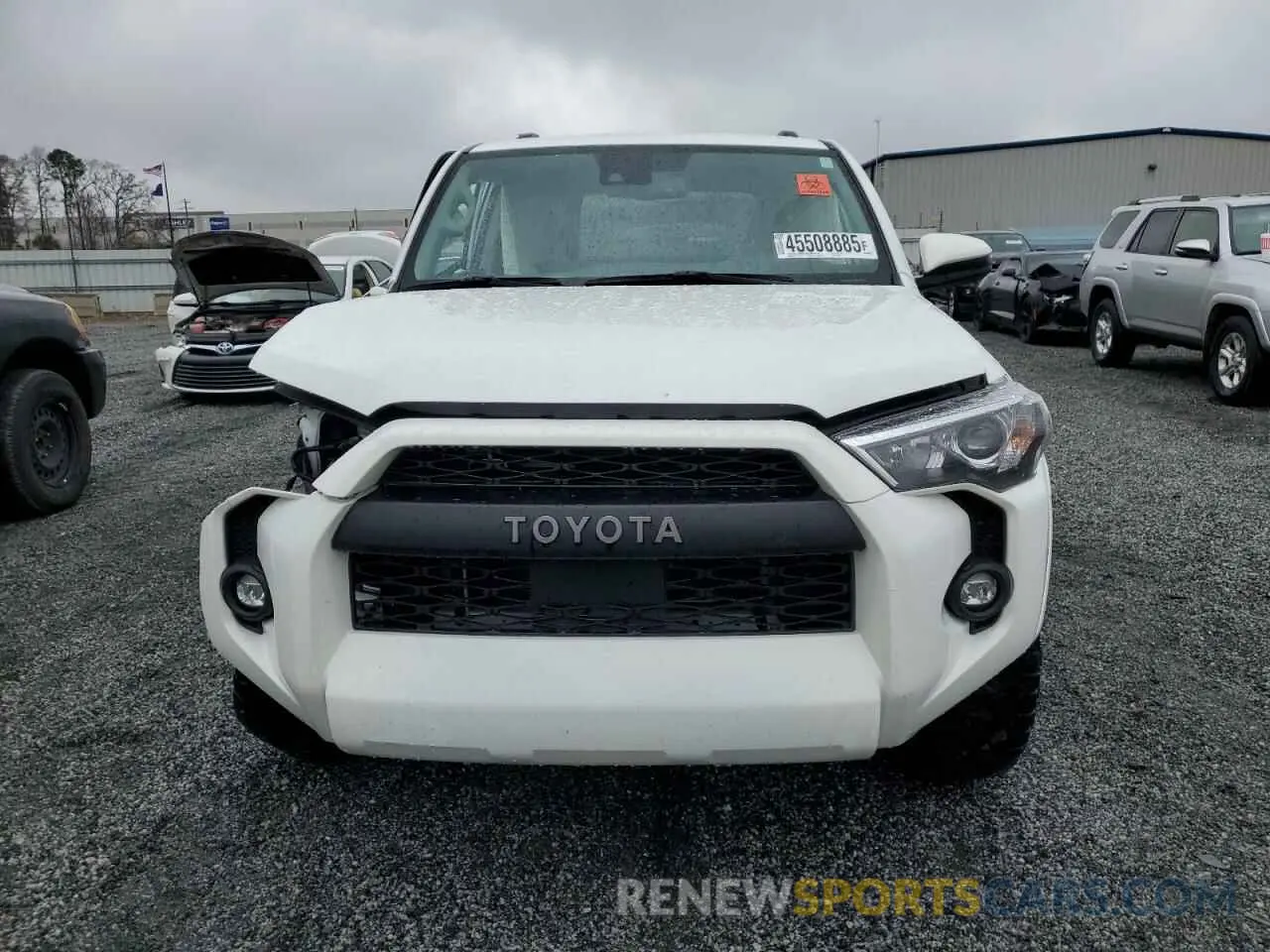 5 Photograph of a damaged car JTEMU5JR5R6224323 TOYOTA 4RUNNER 2024