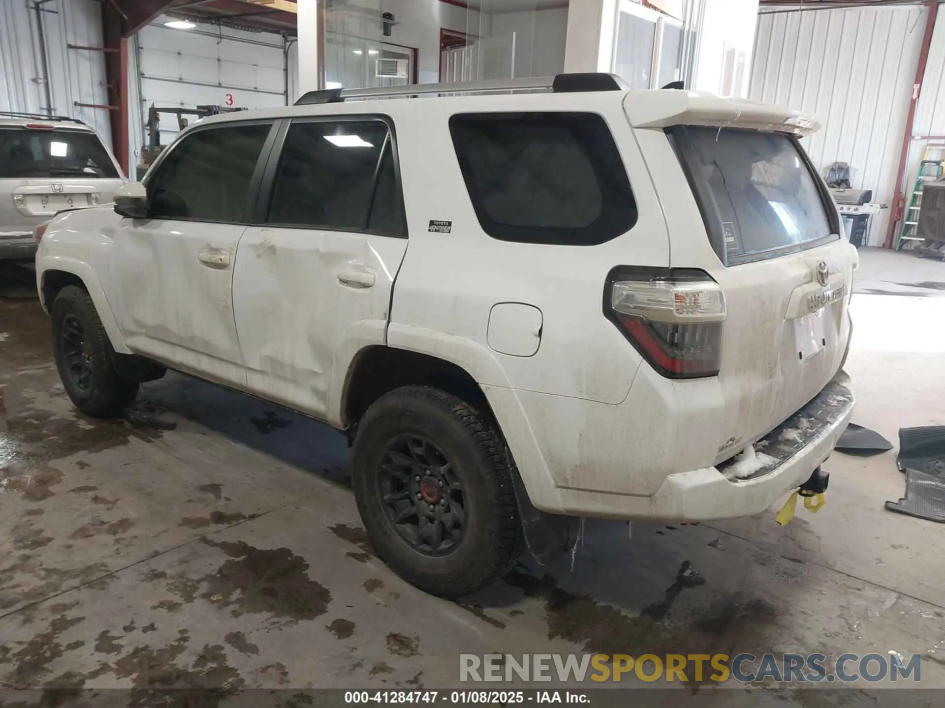 3 Photograph of a damaged car JTEMU5JR6R6272235 TOYOTA 4RUNNER 2024