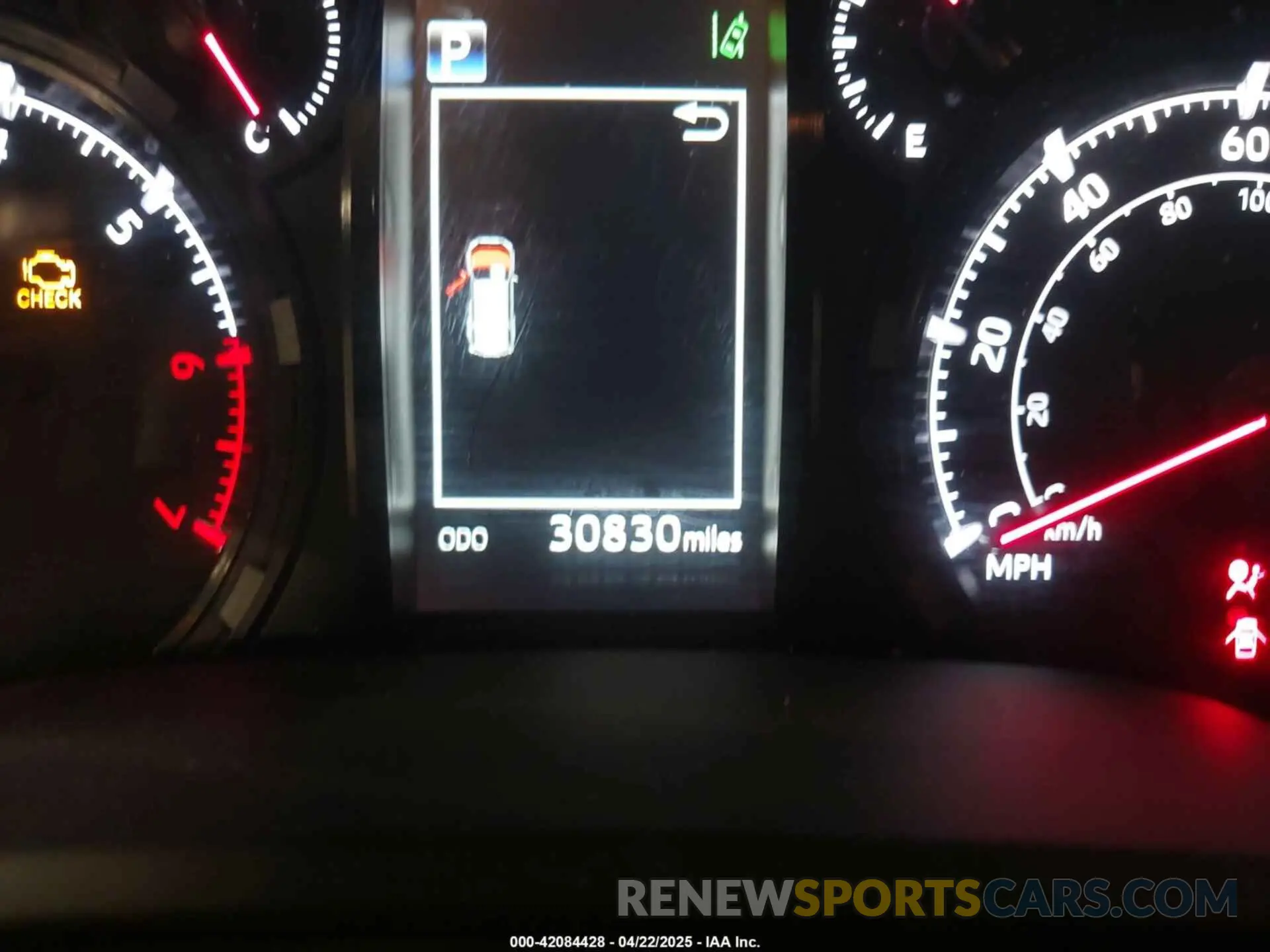 15 Фотография поврежденного автомобиля JTEMU5JR9R6253100 TOYOTA 4RUNNER 2024
