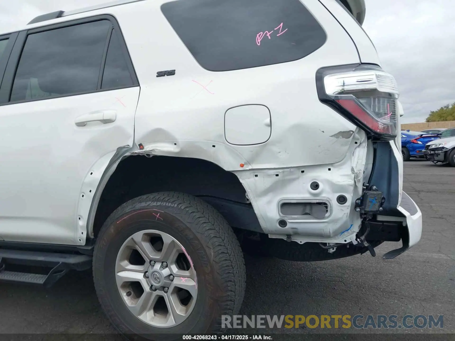 6 Фотография поврежденного автомобиля JTENU5JR4R6243479 TOYOTA 4RUNNER 2024