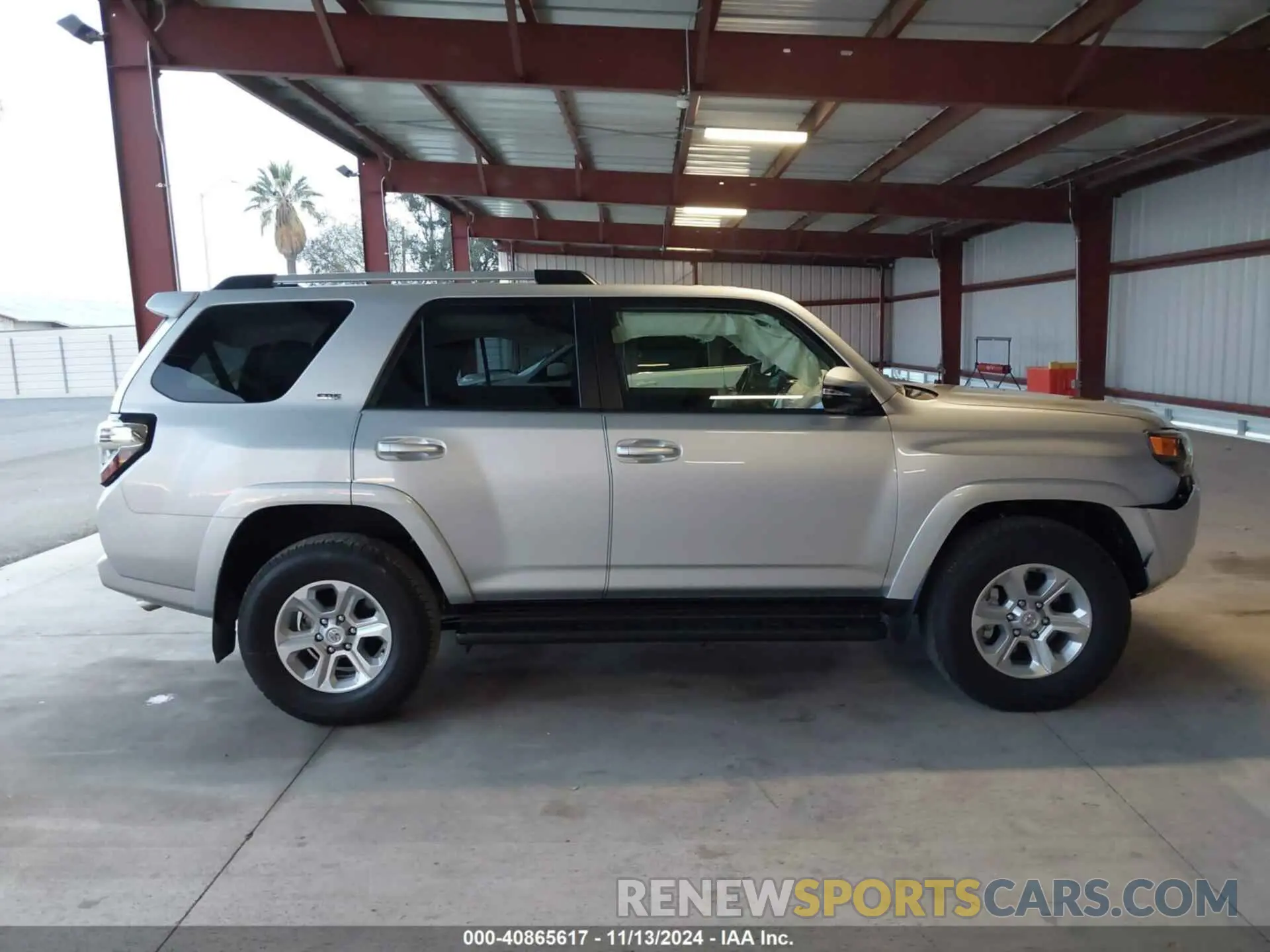 13 Photograph of a damaged car JTENU5JR5R6276569 TOYOTA 4RUNNER 2024
