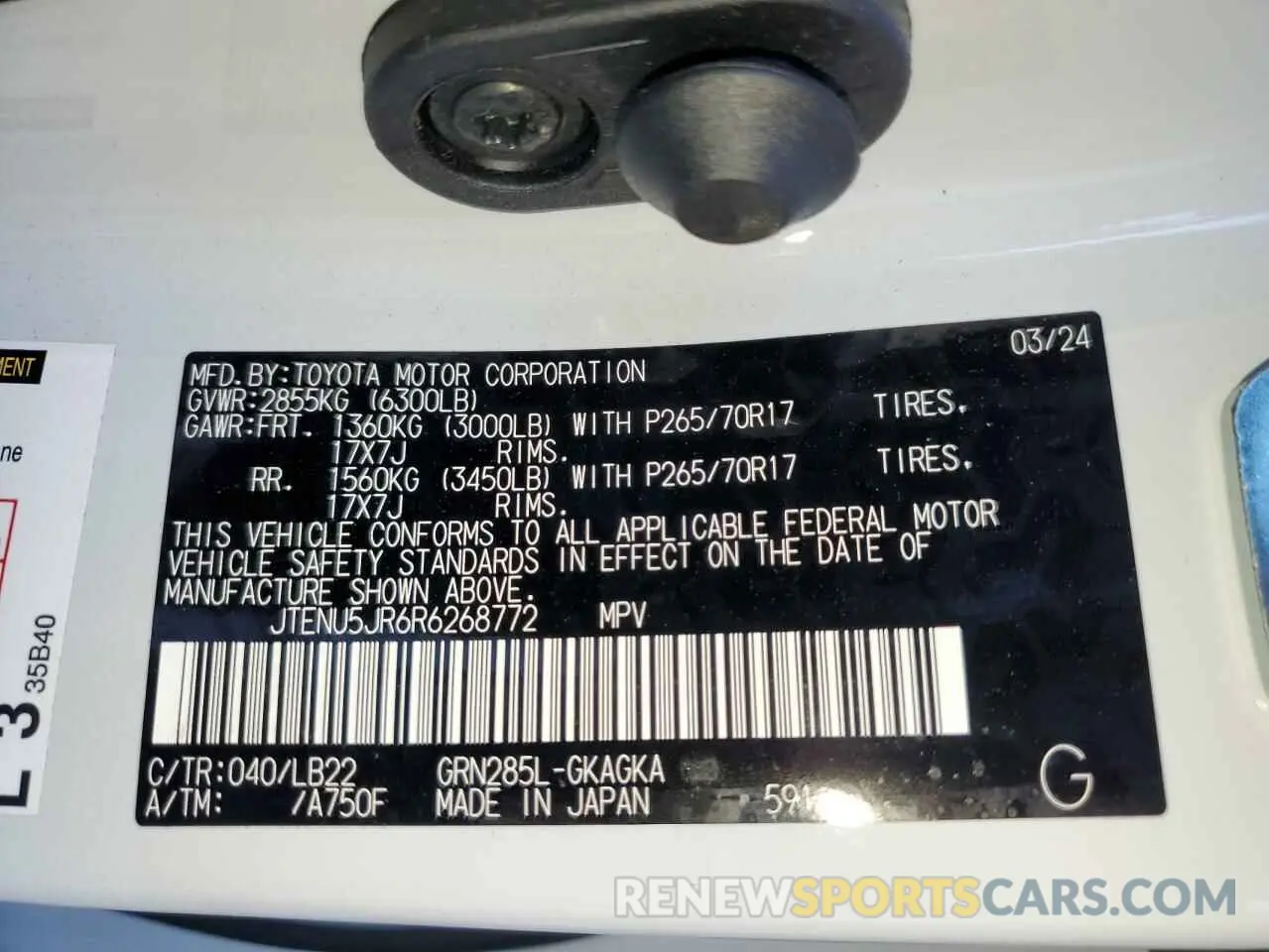 13 Photograph of a damaged car JTENU5JR6R6268772 TOYOTA 4RUNNER 2024