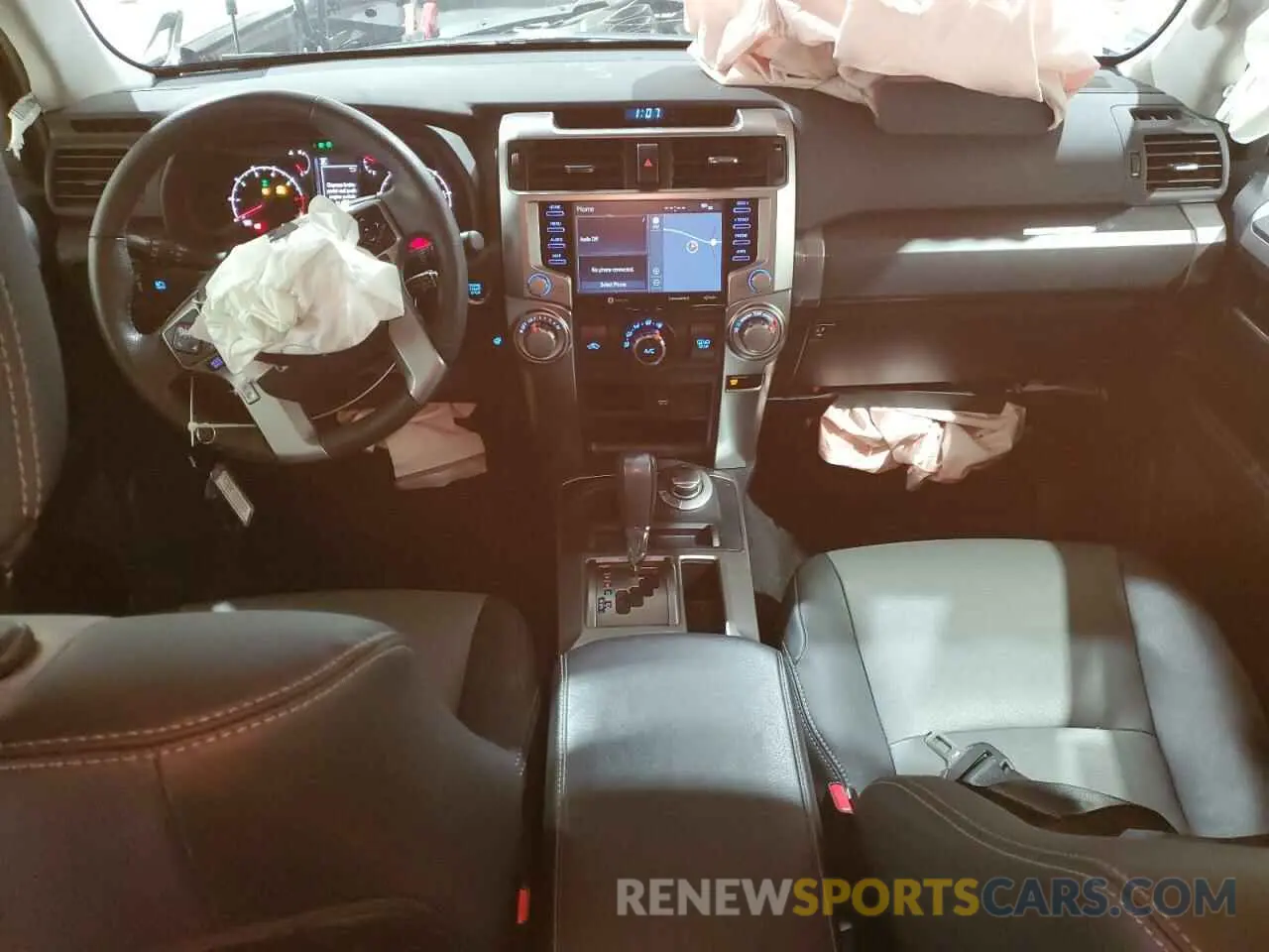 8 Photograph of a damaged car JTENU5JR6R6285622 TOYOTA 4RUNNER 2024