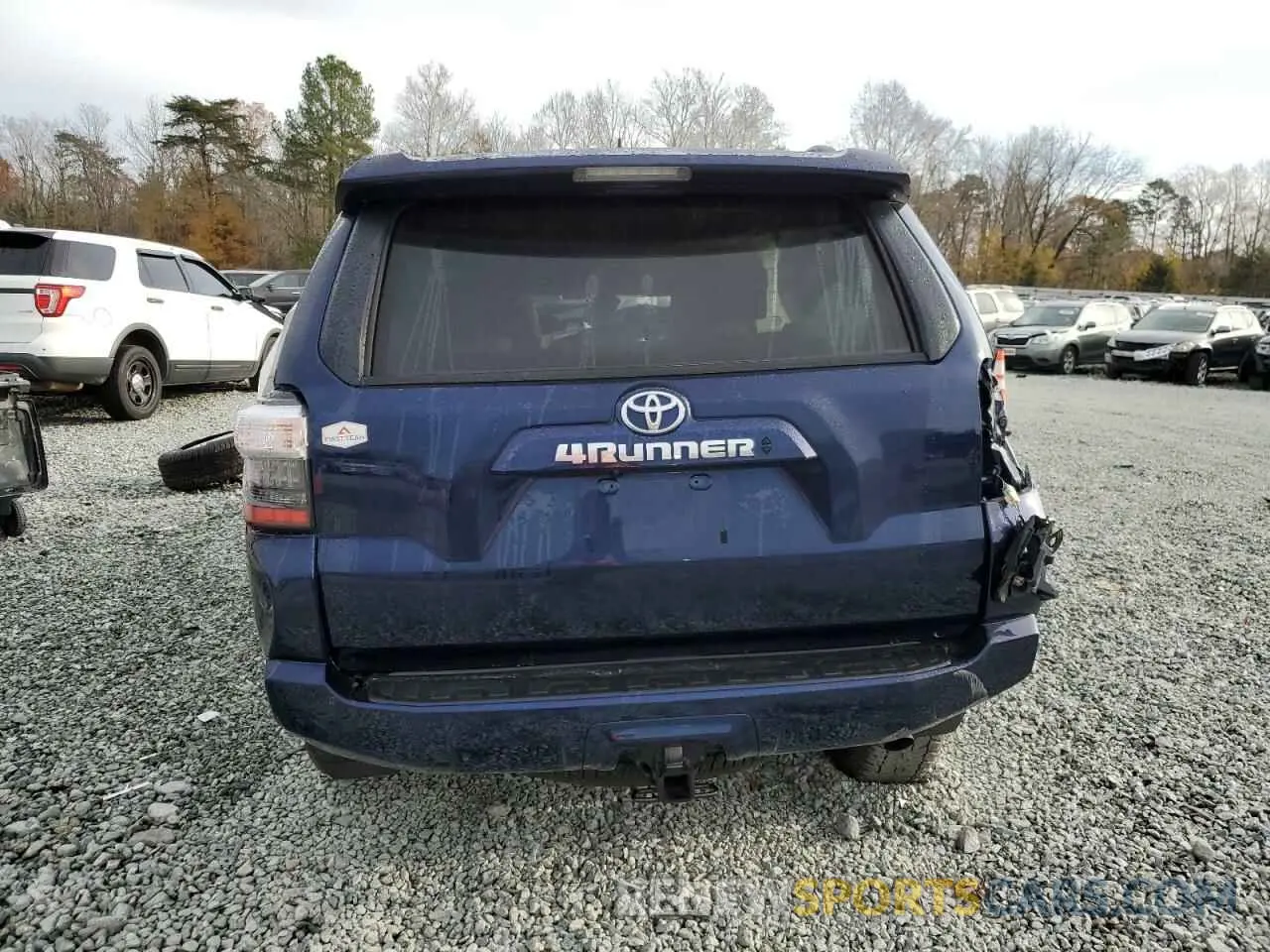 6 Photograph of a damaged car JTENU5JR7R6223873 TOYOTA 4RUNNER 2024