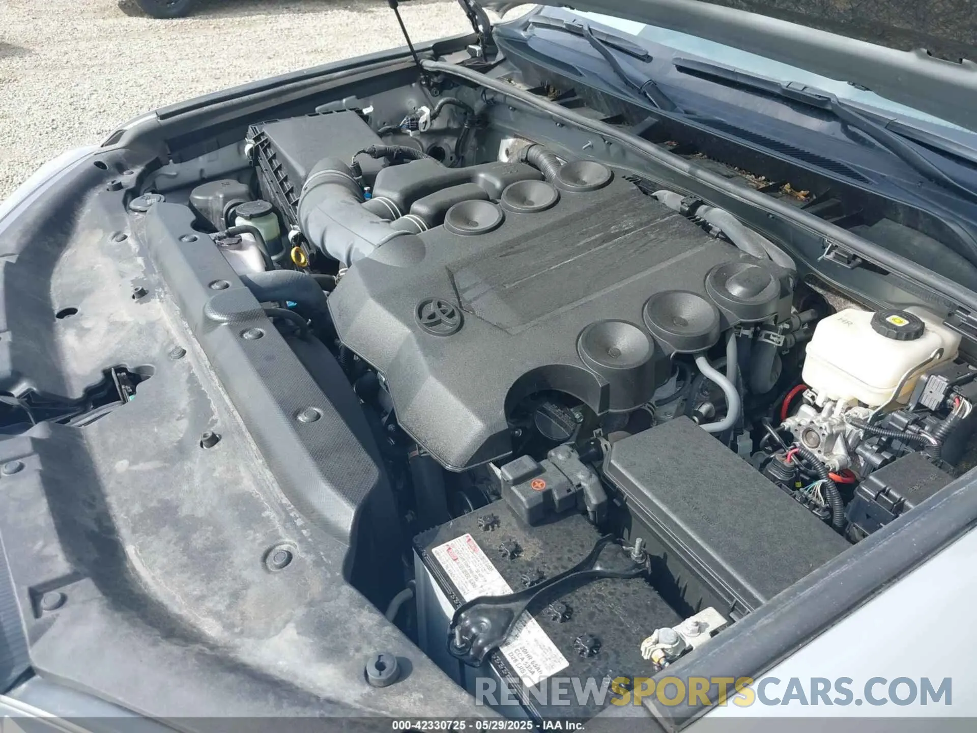 10 Фотография поврежденного автомобиля JTENU5JR9R6238505 TOYOTA 4RUNNER 2024
